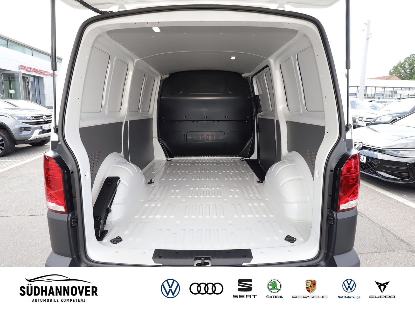 Fahrzeugabbildung Volkswagen T6.1 Transporter 2.0 TDI Klimaanl. PDC uvm.