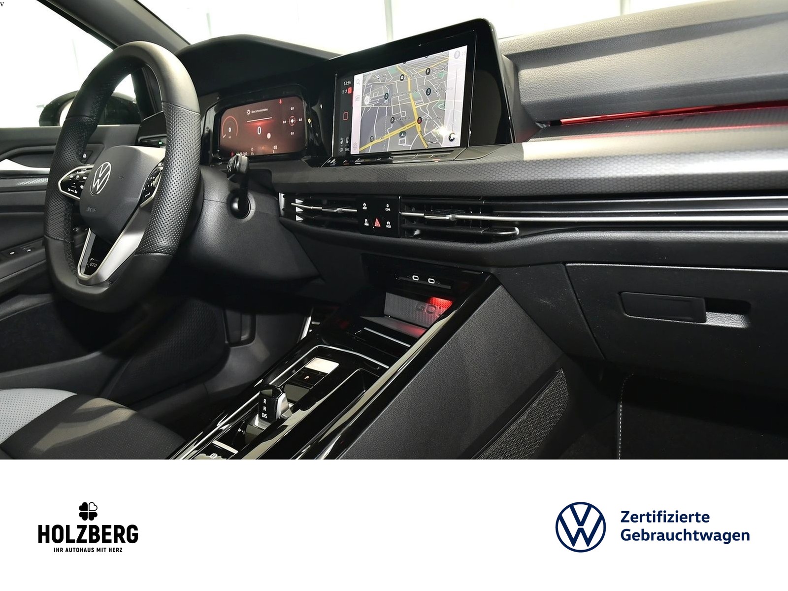 Fahrzeugabbildung Volkswagen Golf VIII 2.0 TDI DSG GTD AHK+PANO+MATRIX+HARMAN