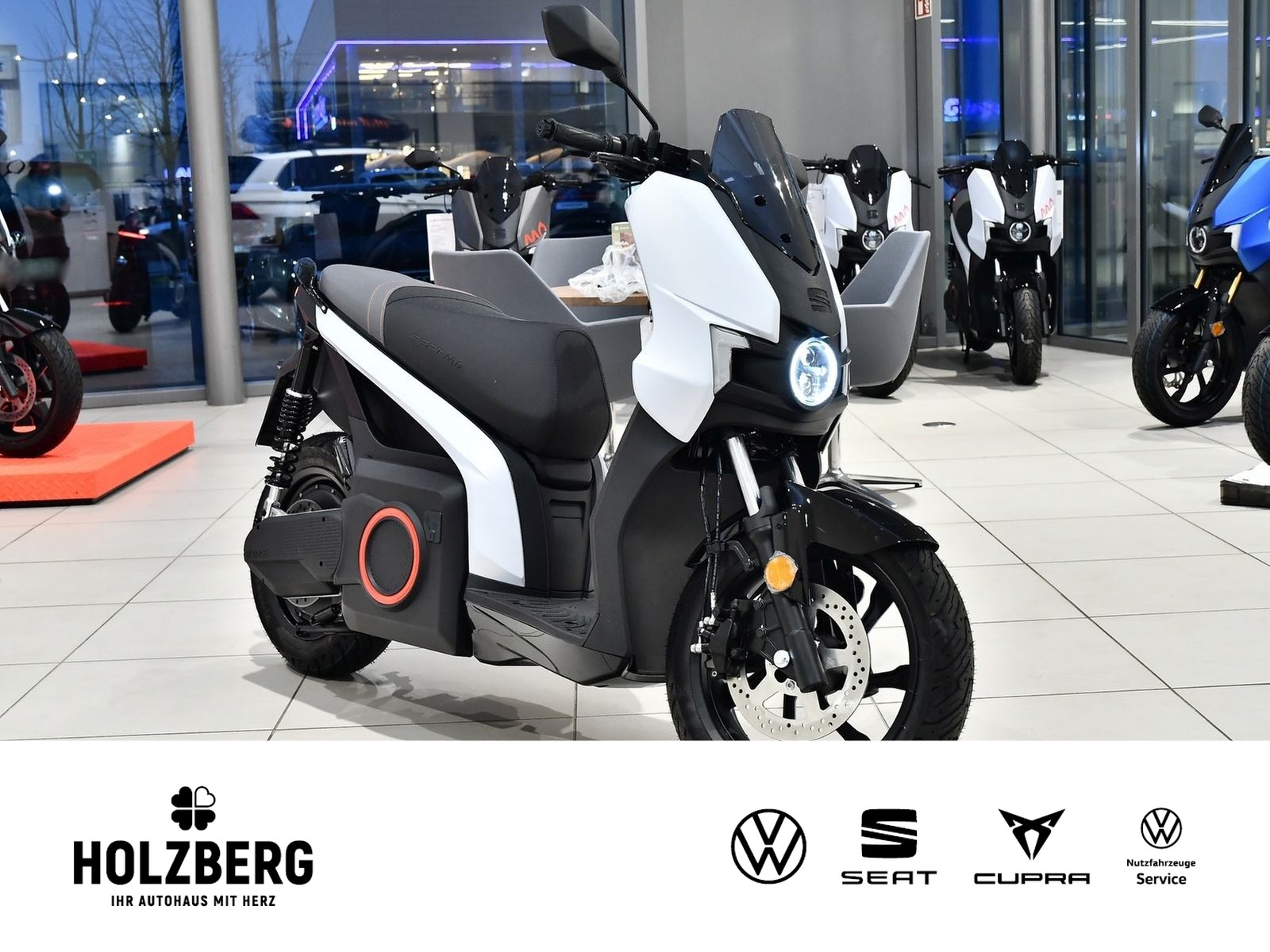 Fahrzeugabbildung SEAT MO 125 Oxygen White Matt