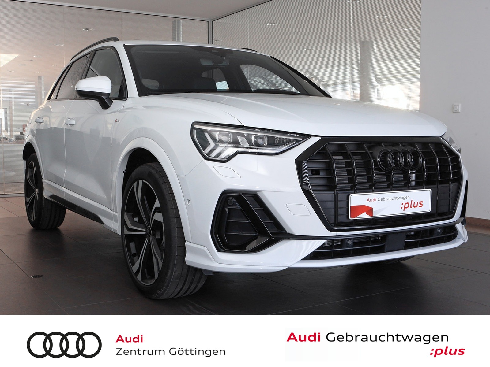 Fahrzeugabbildung Audi Q3 35 TDI S tronic S line +AHK+PANO+MATRIX LED