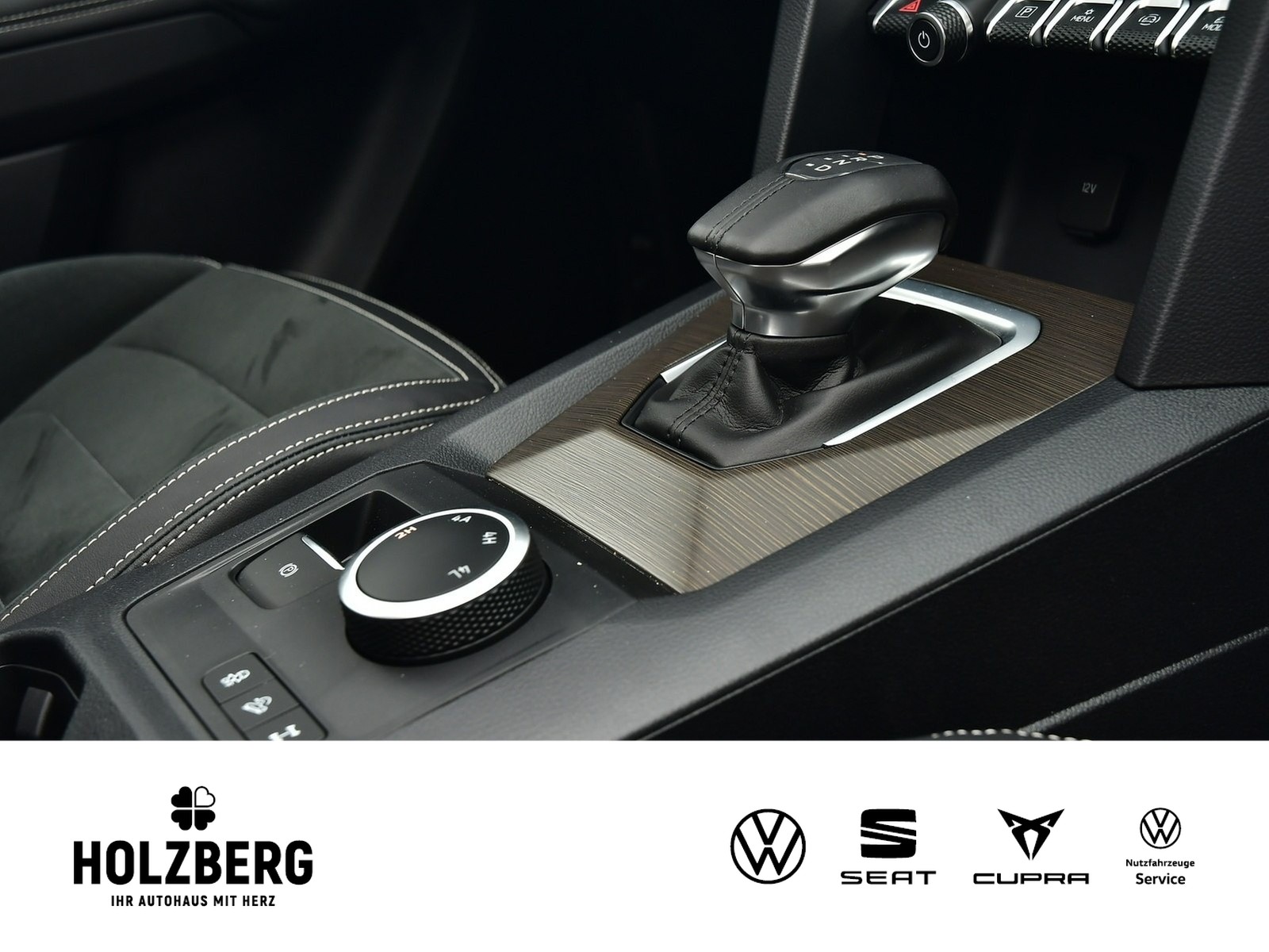 Fahrzeugabbildung Volkswagen Amarok 2.0 TDI 4Motion DK DSG Style NAV+AHK+STHZ