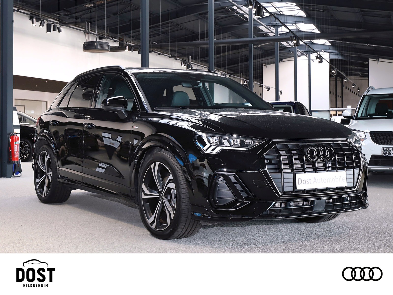 Fahrzeugabbildung Audi Q3 35 TDI S line ABT+MATRIX LED+AHK+PANO+KLIMA