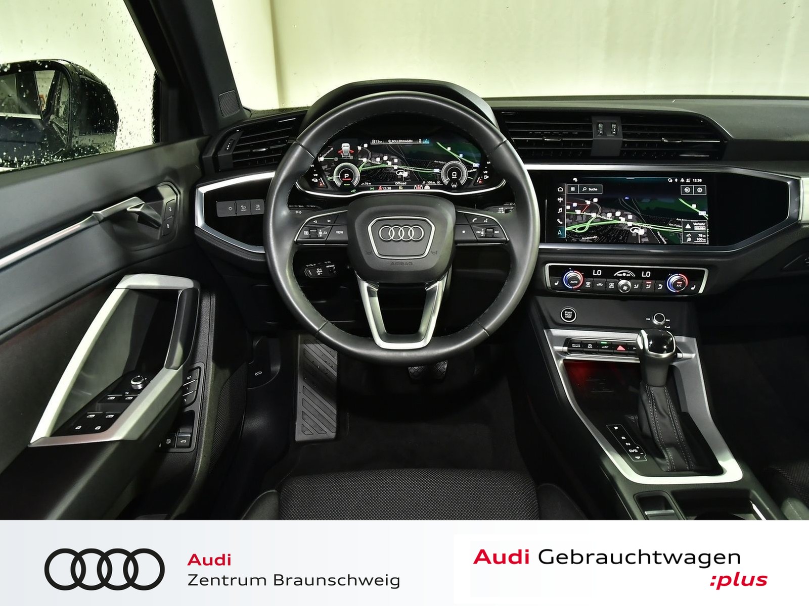 Fahrzeugabbildung Audi Q3 45 TFSIe S-tronic AHK+MATRIX-LED+RearView+NAV