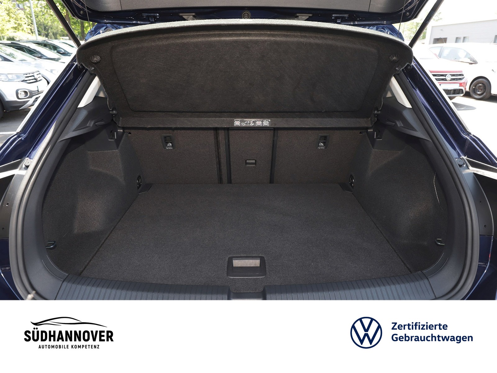 Fahrzeugabbildung Volkswagen T-Roc United 1.0 TSI NAVI+SHZ+PDC