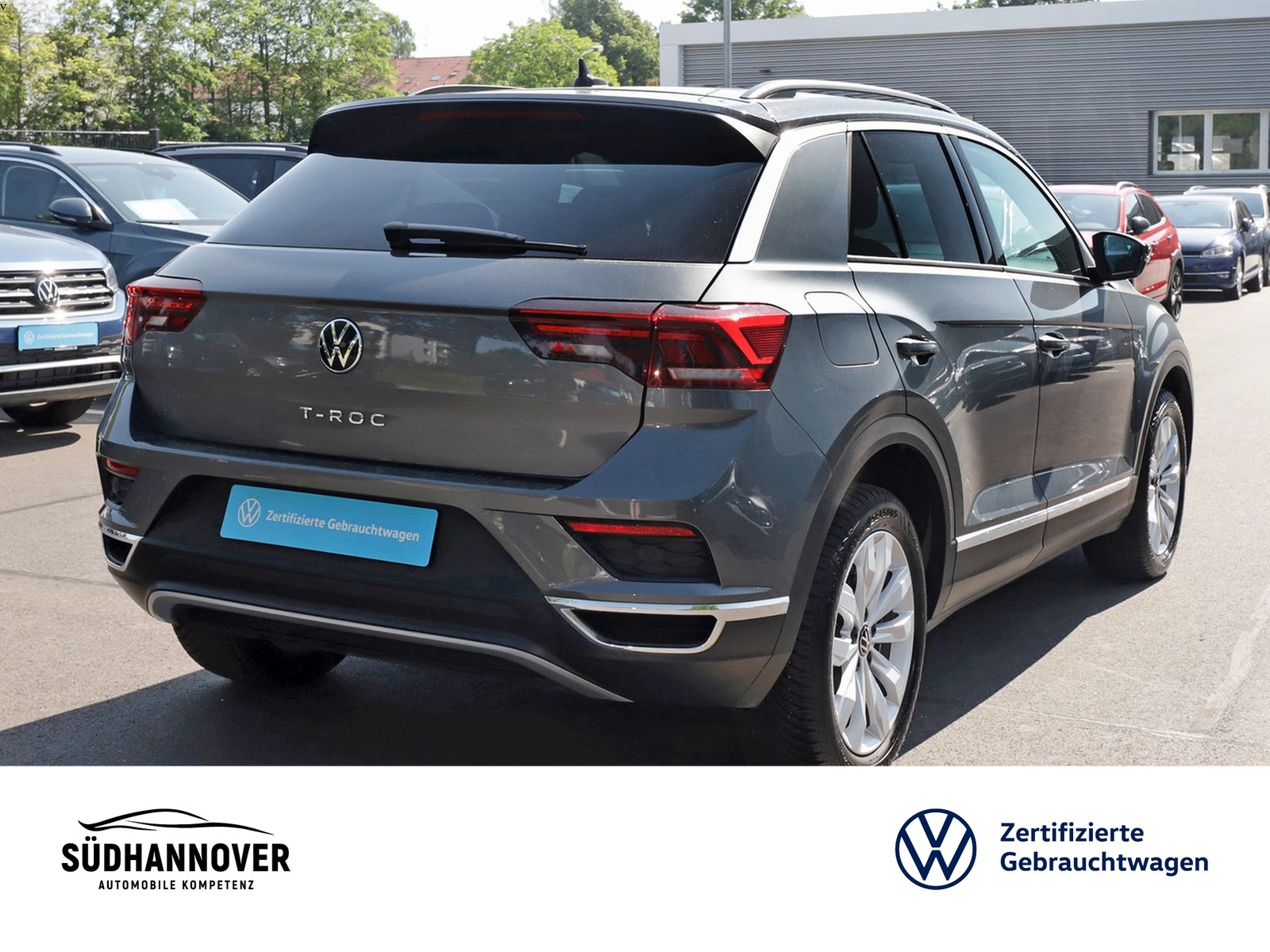 Fahrzeugabbildung Volkswagen T-Roc Sport 1.5 TSI DSG AHK+NAVI+SHZ+PDC+GRA