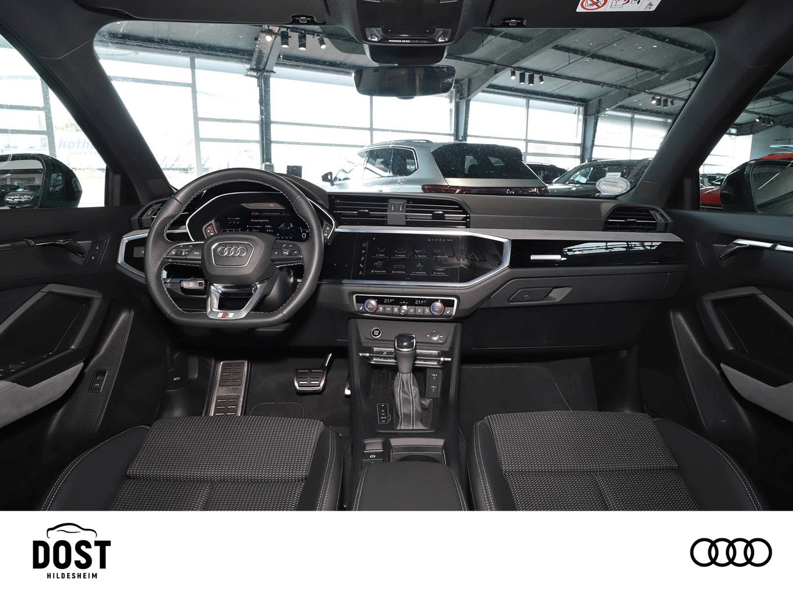 Fahrzeugabbildung Audi Q3 advanced 35 TDI S tronic LED+NAVI+AHK+KAMERA