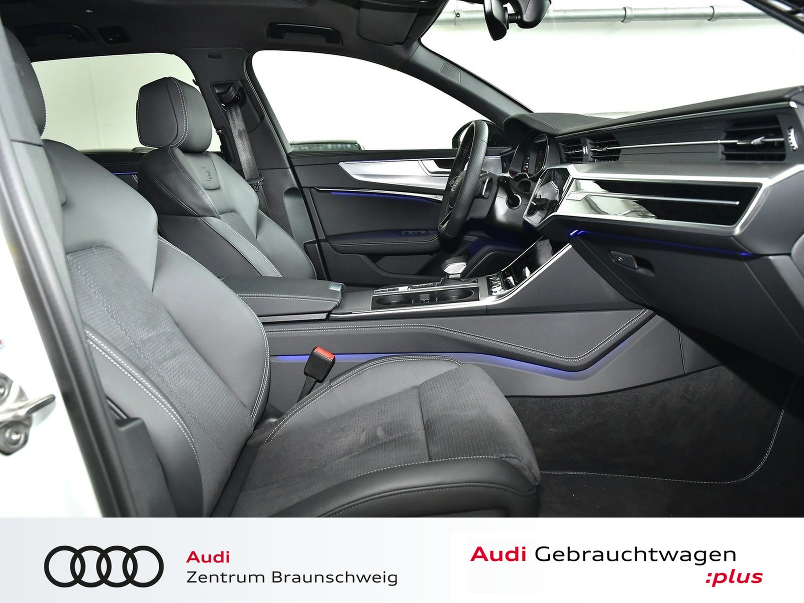 Fahrzeugabbildung Audi A6 Avant 55 TFSI e qu. S line HD MATRIX+PANO+AHK