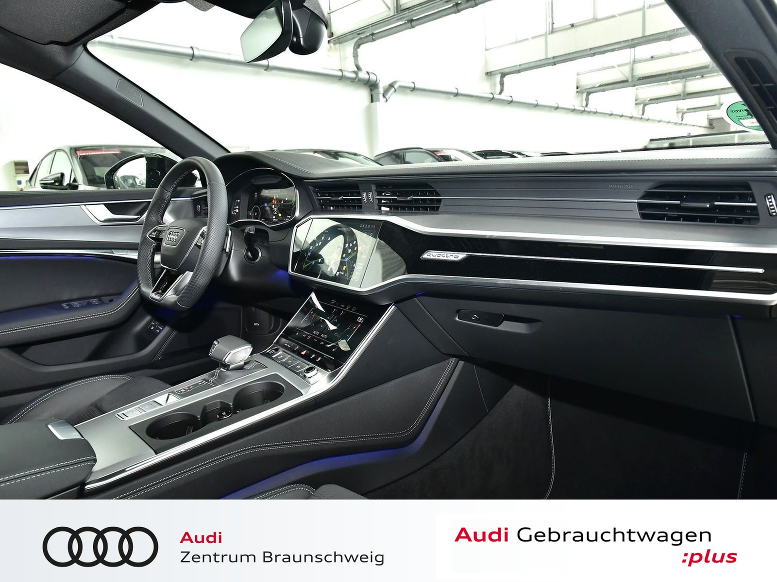 Fahrzeugabbildung Audi A6 Avant 55 TFSI e qu. S line HD MATRIX+PANO+AHK