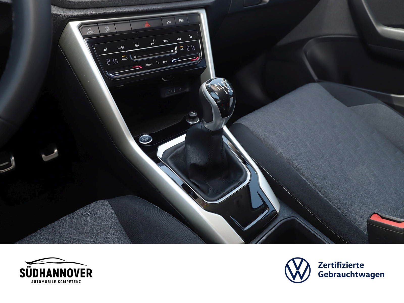 Fahrzeugabbildung Volkswagen T-Roc Move 1.0 TSI NAVI+LED+SHZ+PDC+KAMERA+GRA