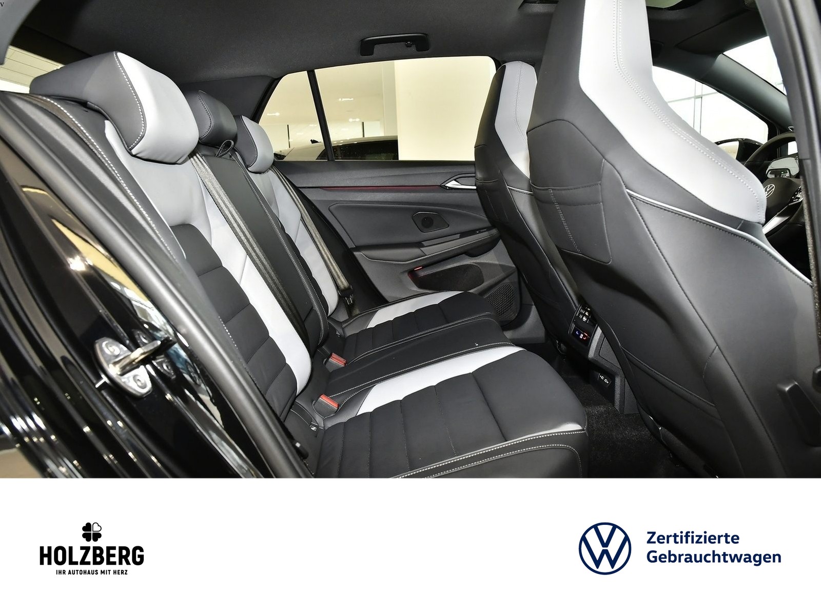 Fahrzeugabbildung Volkswagen Golf VIII 2.0 TDI DSG GTD 19