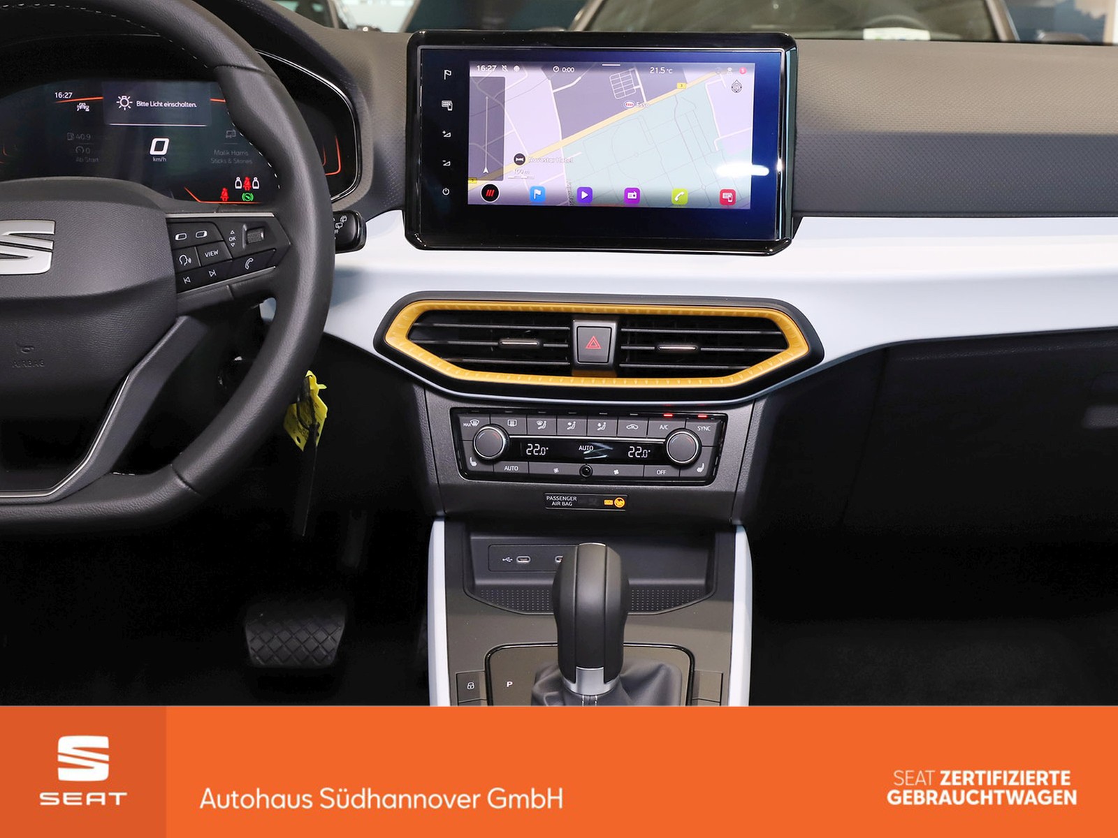 Fahrzeugabbildung SEAT Arona Style Edition 1.0 TSI NAVI+SHZ+PDC+GRA