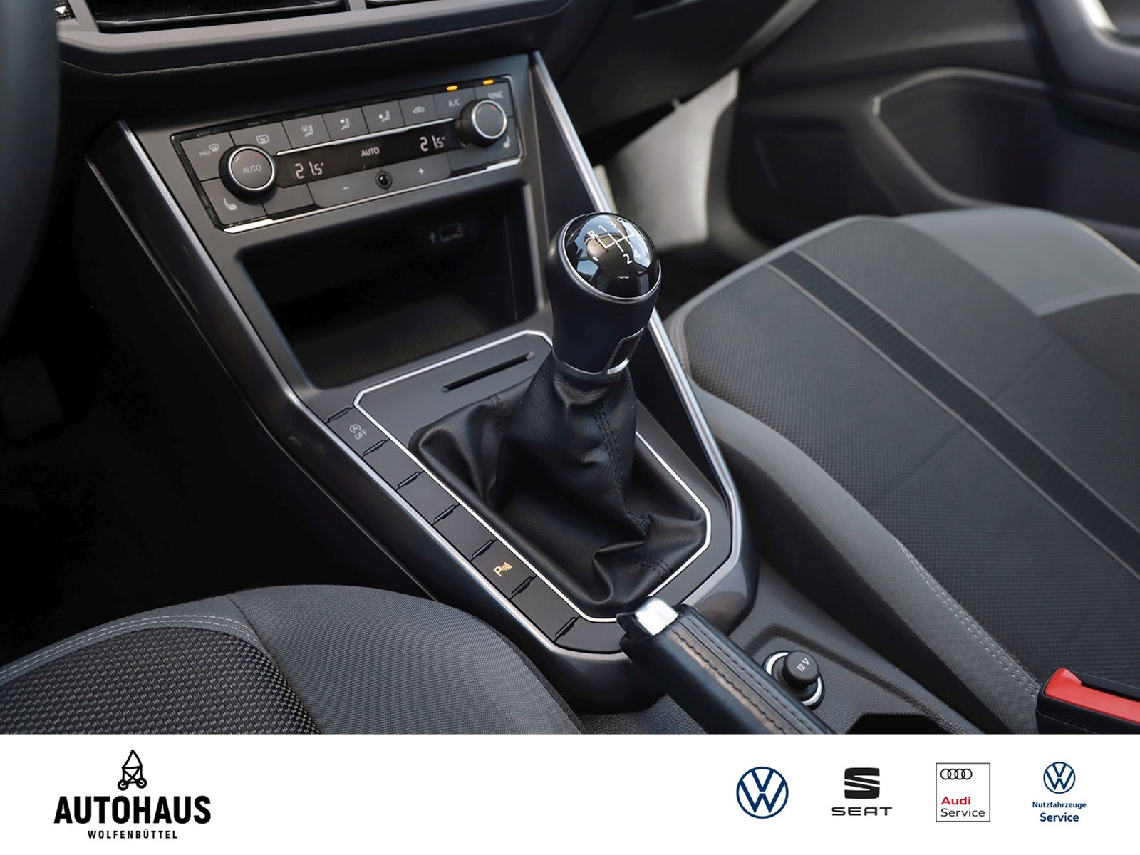 Fahrzeugabbildung Volkswagen Polo Highline 1.0 TSI NAV PDC SHZ