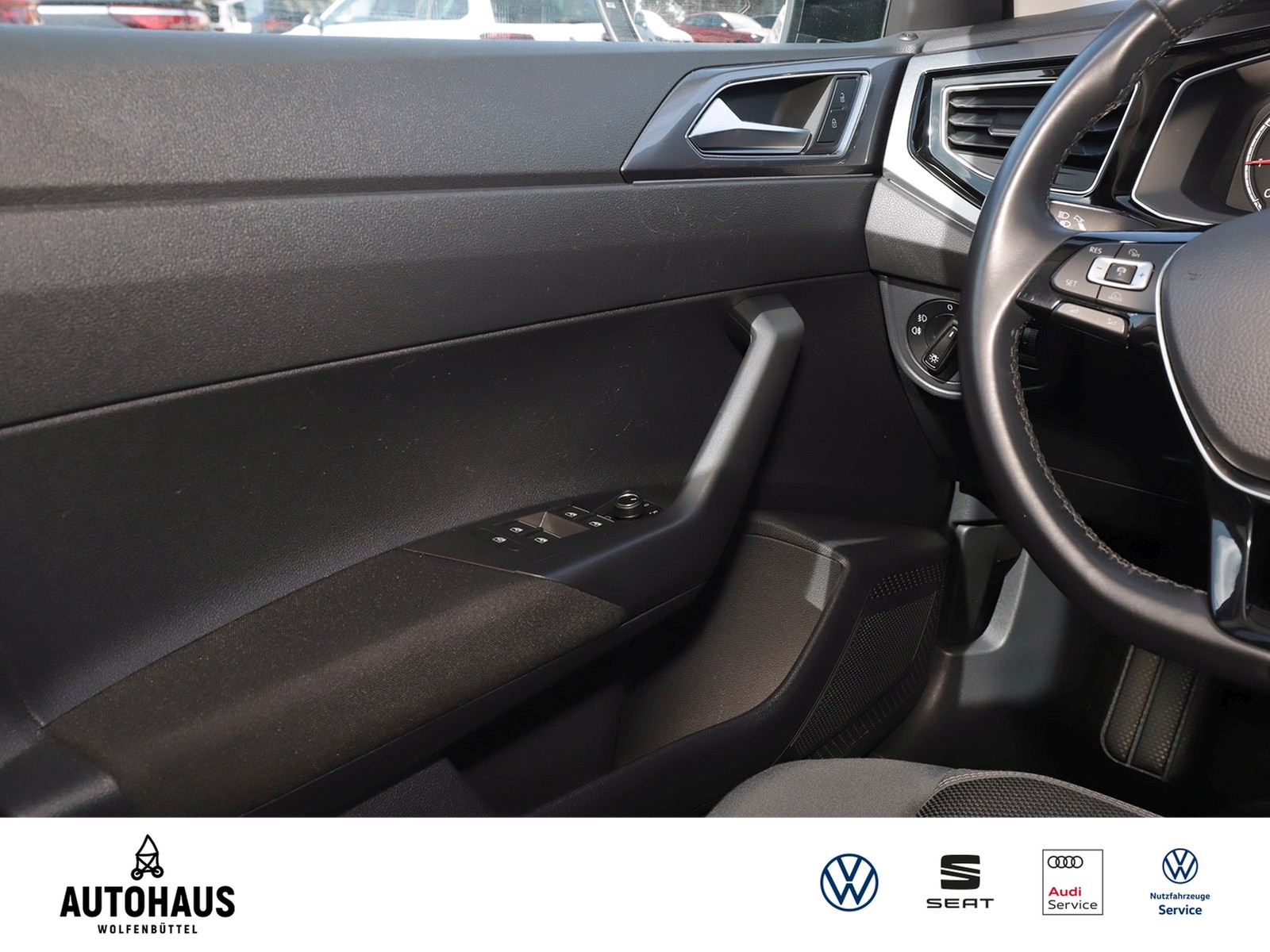 Fahrzeugabbildung Volkswagen Polo Highline 1.0 TSI NAV PDC SHZ