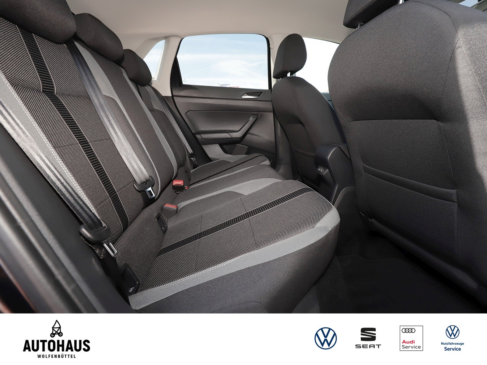 Fahrzeugabbildung Volkswagen Polo Highline 1.0 TSI NAV PDC SHZ