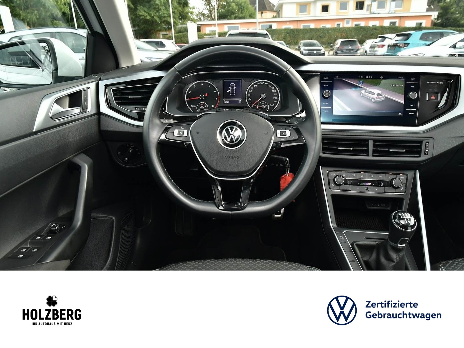 Fahrzeugabbildung Volkswagen Polo VI 1.0 TSI Active KLIMA+SHZ+PDC