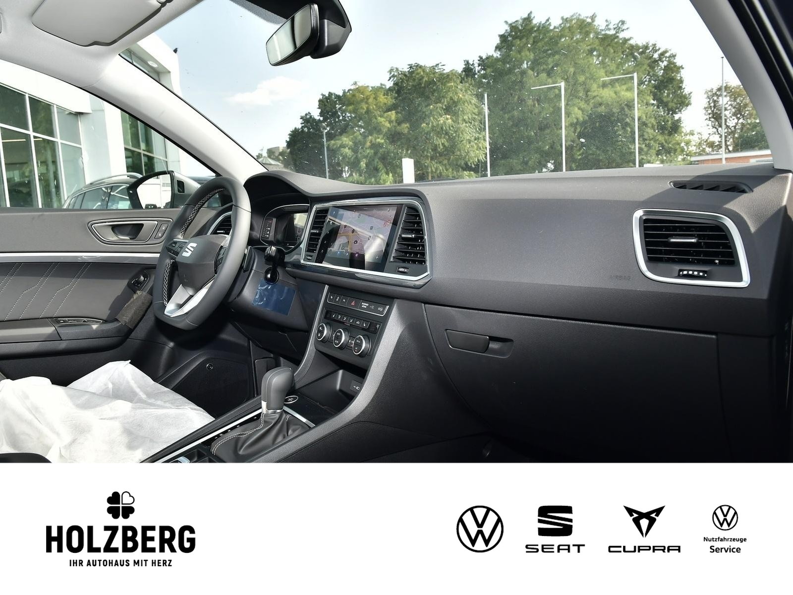 Fahrzeugabbildung SEAT Ateca 1.5 TSI DSG Style Edition AHK+LED+SHZ+NAVI