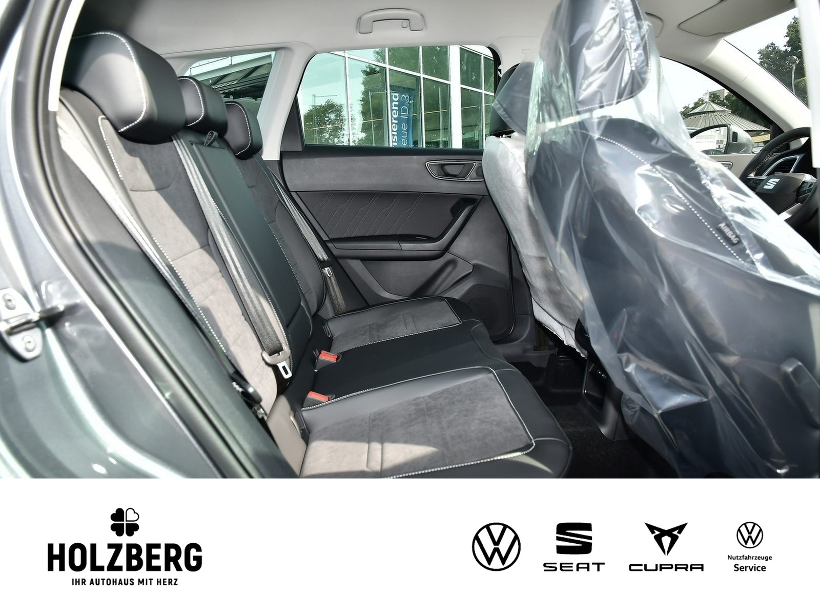 Fahrzeugabbildung SEAT Ateca 1.5 TSI DSG Style Edition AHK+LED+SHZ+NAVI