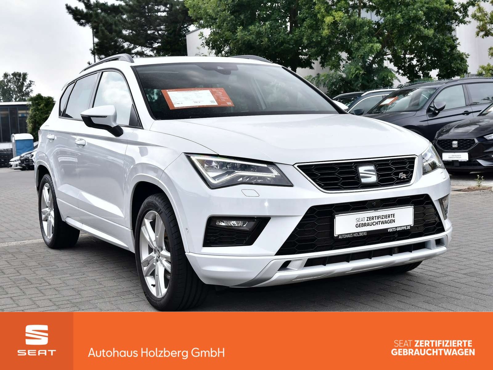 Fahrzeugabbildung SEAT Ateca 2.0 TSI 4Drive DSG FR NAVI+RFK+LED+ACC+SHZ