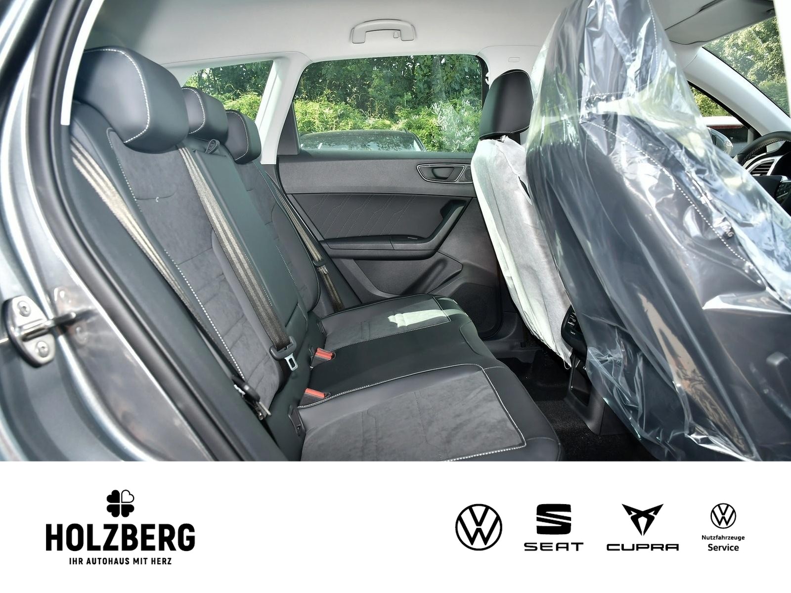 Fahrzeugabbildung SEAT Ateca 1.5 TSI DSG Style Edition DSG+AHK+SHZ+LED