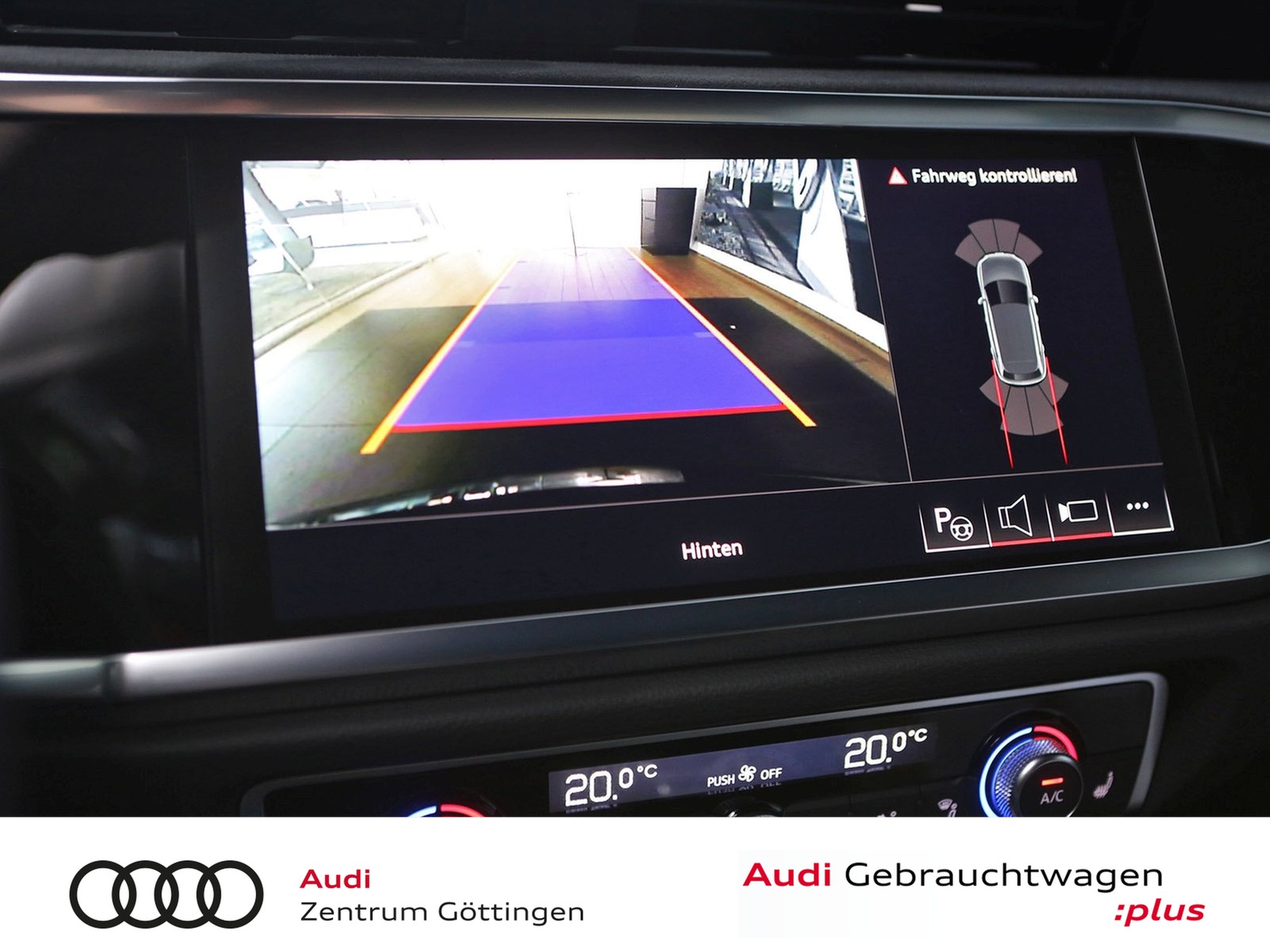 Fahrzeugabbildung Audi Q3 35 TFSI S tronic advanced +AHK+MATRIX+NAVI