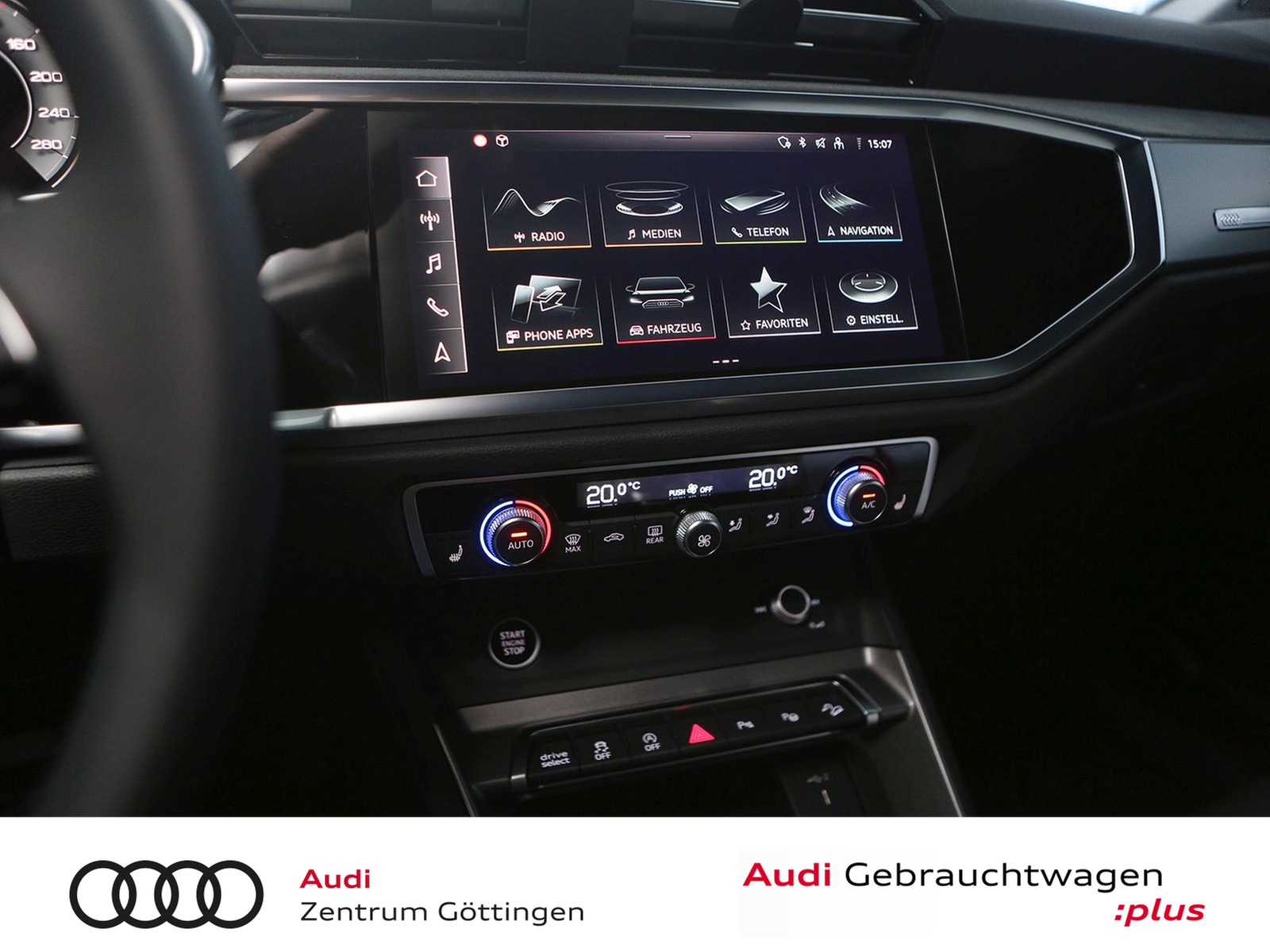 Fahrzeugabbildung Audi Q3 35 TFSI S tronic advanced +AHK+MATRIX+NAVI