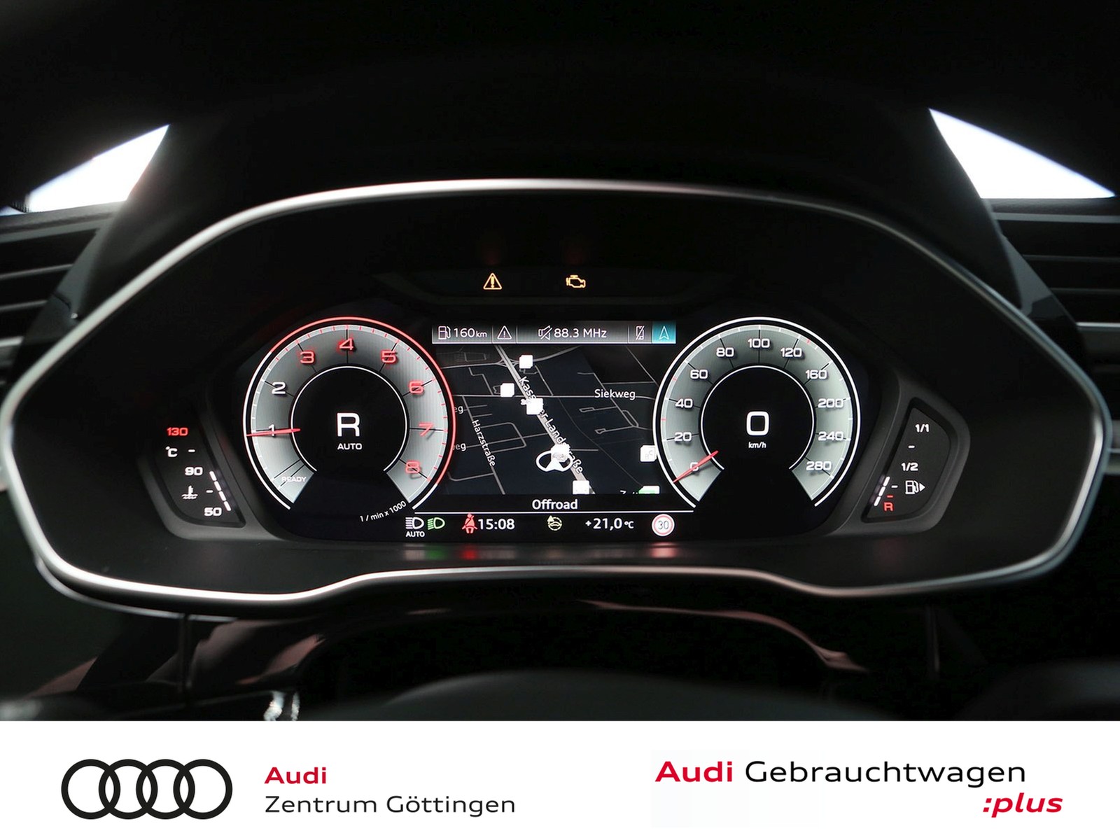 Fahrzeugabbildung Audi Q3 35 TFSI S tronic advanced +AHK+MATRIX+NAVI