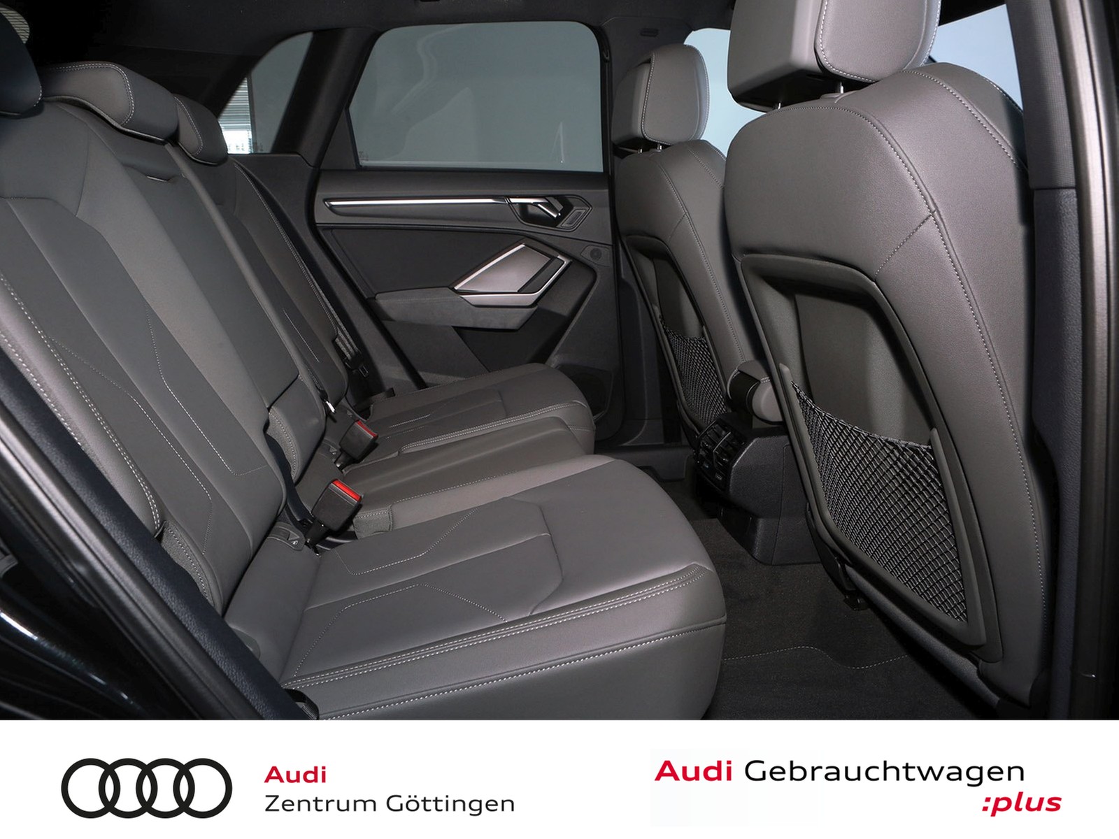 Fahrzeugabbildung Audi Q3 35 TFSI S tronic advanced +AHK+MATRIX+NAVI