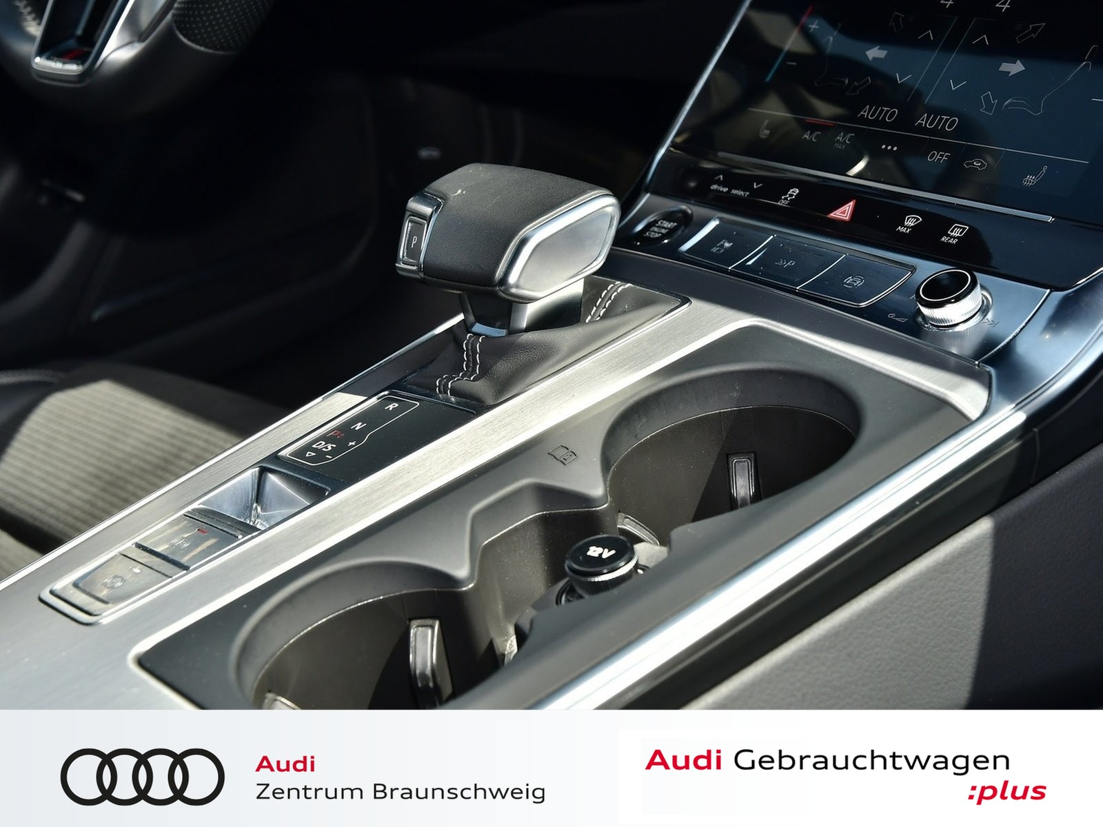 Fahrzeugabbildung Audi A6 Avant Sport 55 TFSIe quattro HD MATRIX+B&O+PANO