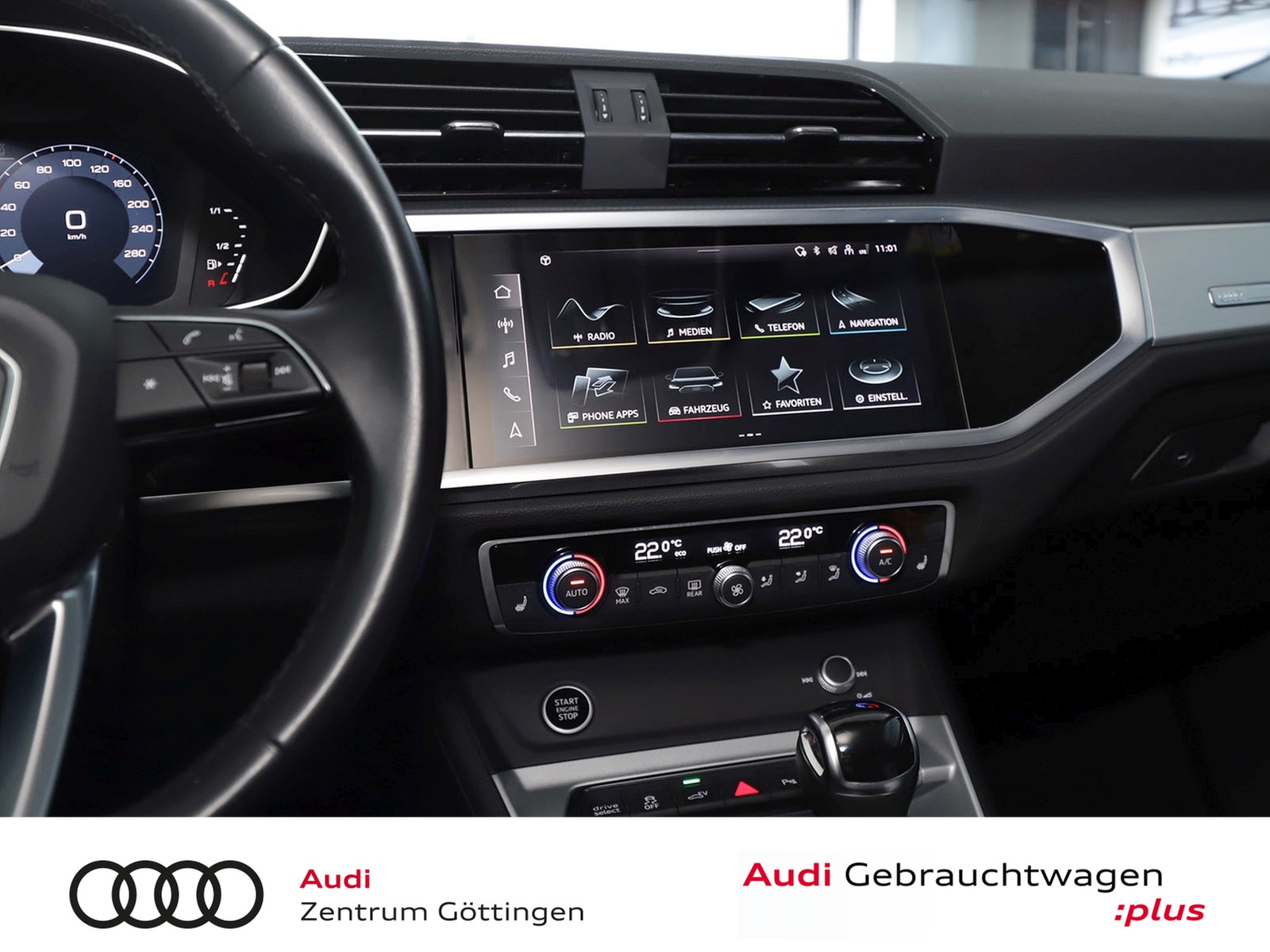 Fahrzeugabbildung Audi Q3 45 TFSI e S tronic S line +AHK+LED+NAVI+VC