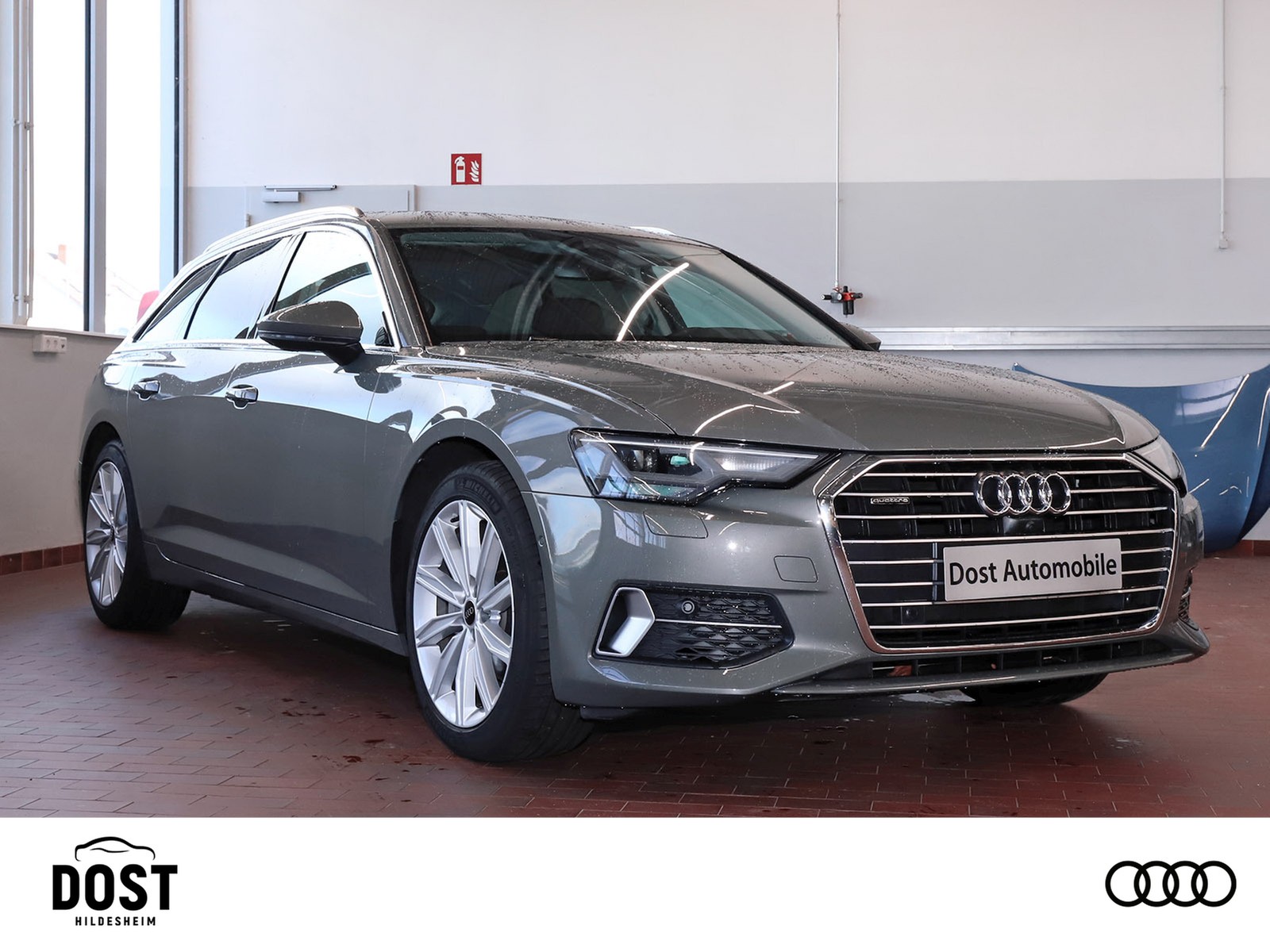 Fahrzeugabbildung Audi A6 Avant 40 TDI quattro sport NAVI+SHZ+PDC+LED