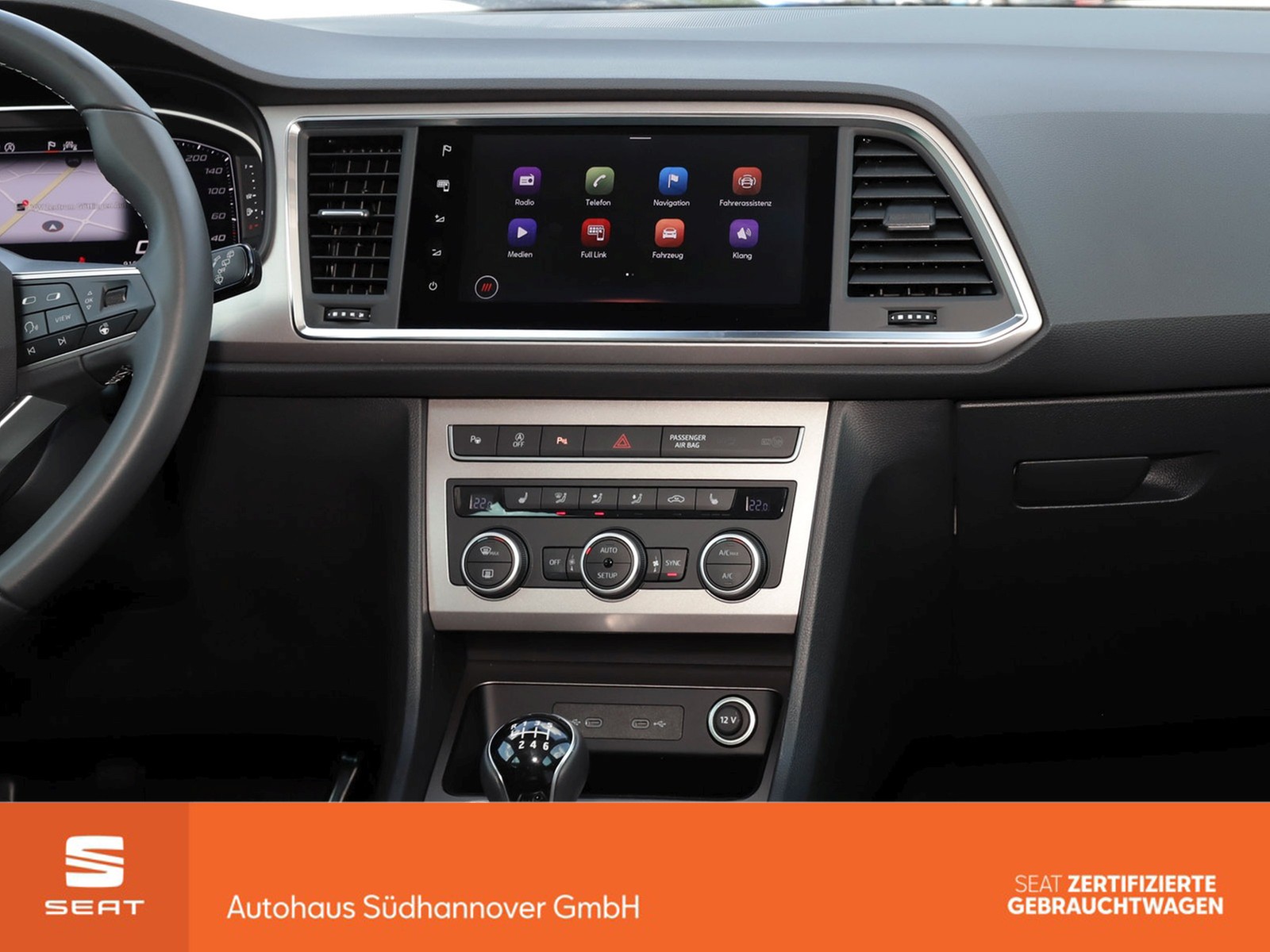 Fahrzeugabbildung SEAT Ateca Xperience 1.5 TSI AHK+NAVI+LED+SHZ+PDC+GRA