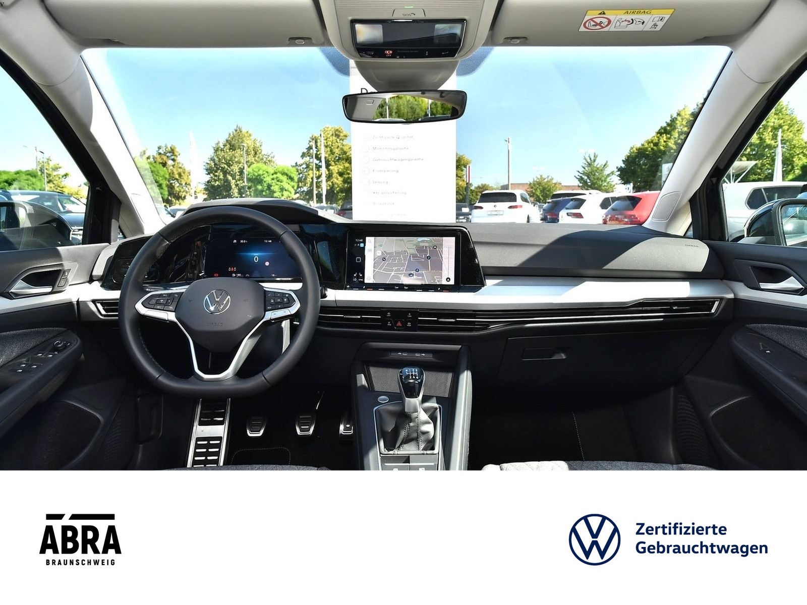 Fahrzeugabbildung Volkswagen Golf VIII 2.0 TDI Move LED+NAV+ACC+CAM+PDC