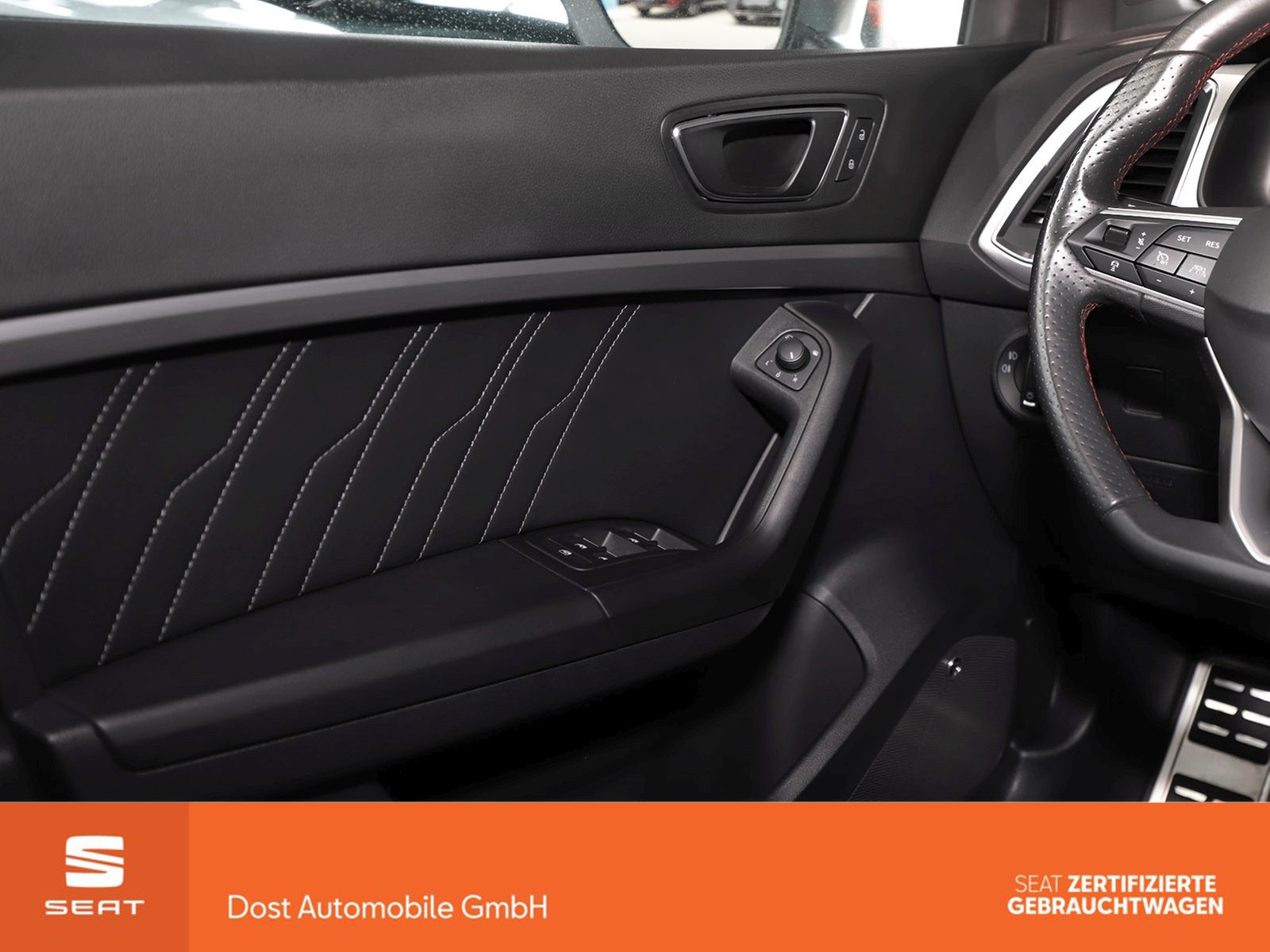 Fahrzeugabbildung SEAT Ateca 2.0 TSI FR SHZ+KAMERA+ACC+PDC+LED+DAB