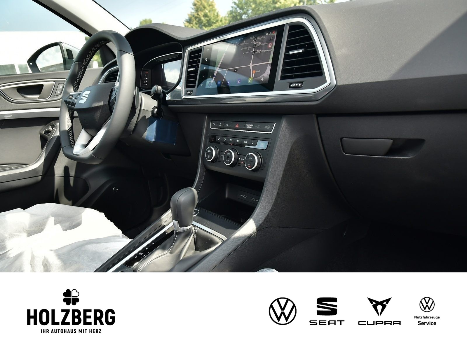 Fahrzeugabbildung SEAT Ateca 1.5 TSI DSG Style Edition SHZ+AHK+LED