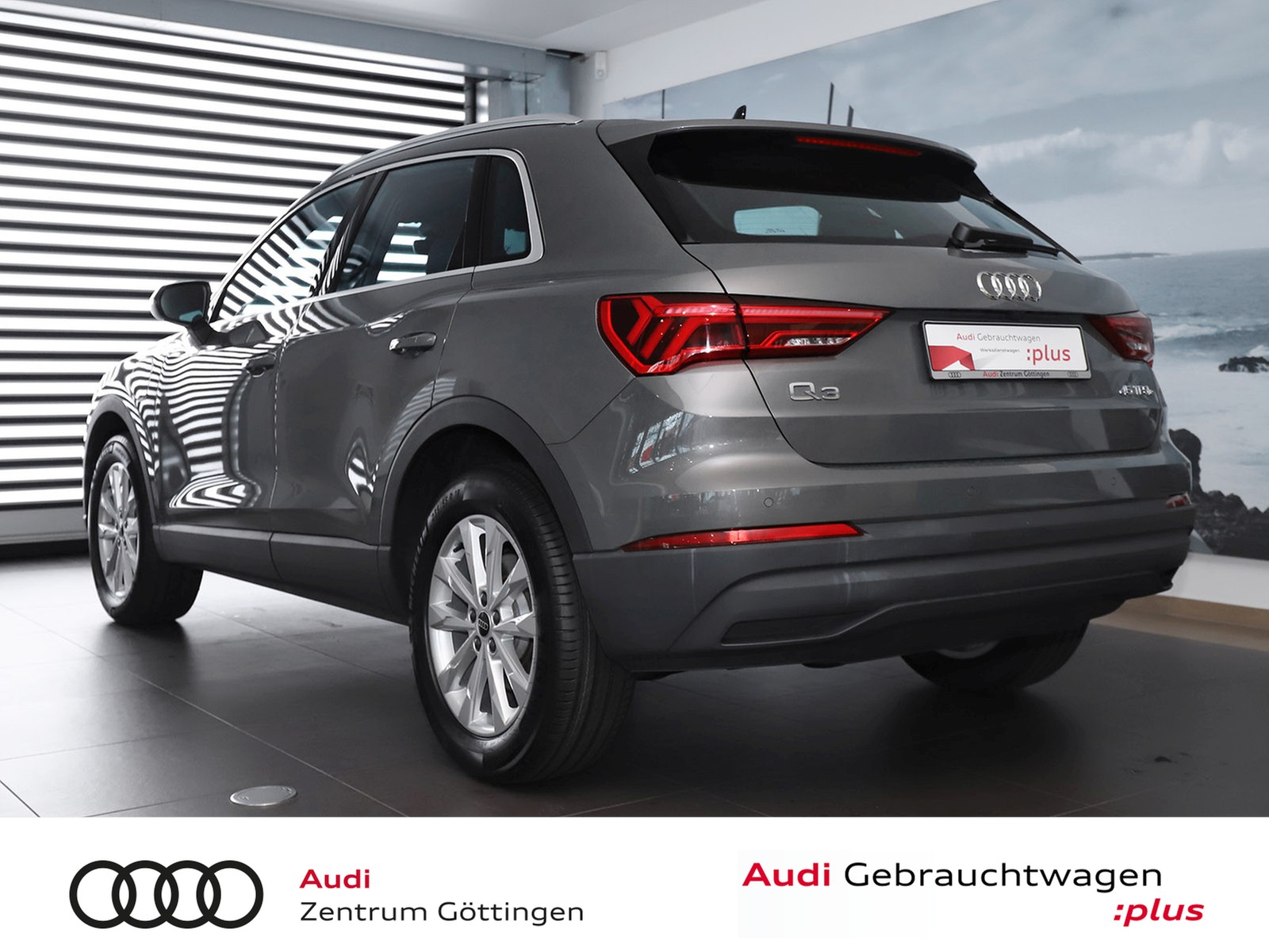 Fahrzeugabbildung Audi Q3 45 TFSI e S tronic +SOUND+LED+NAVI+AVV+ASG