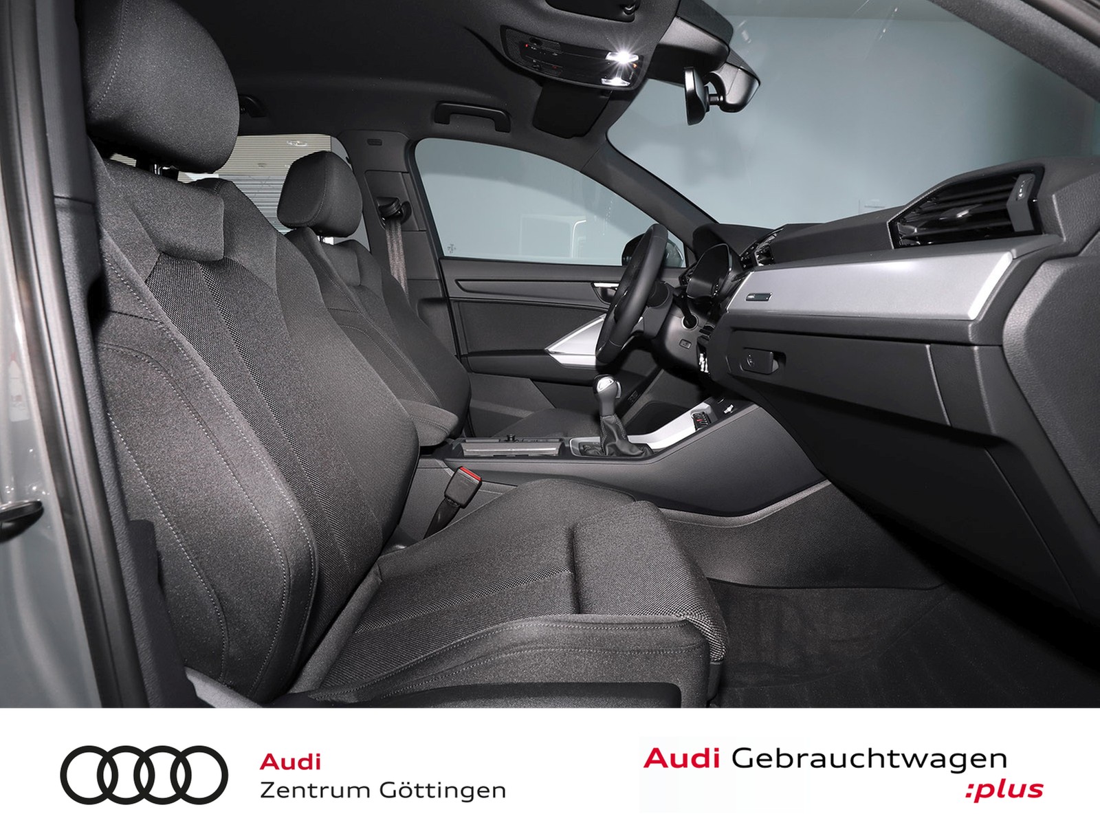 Fahrzeugabbildung Audi Q3 45 TFSI e S tronic +SOUND+LED+NAVI+AVV+ASG