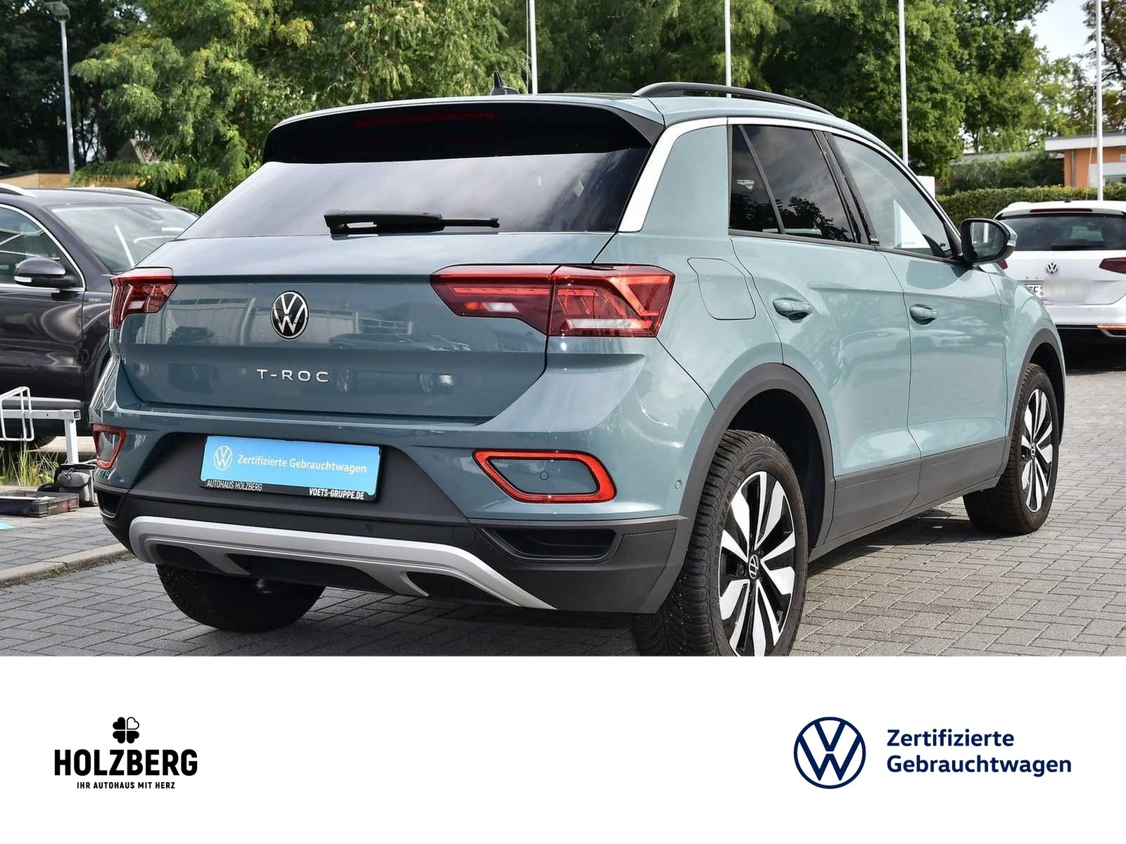 Fahrzeugabbildung Volkswagen T-Roc 1.5 TSI Move NAVI+LED+ACC+SHZ+PDC