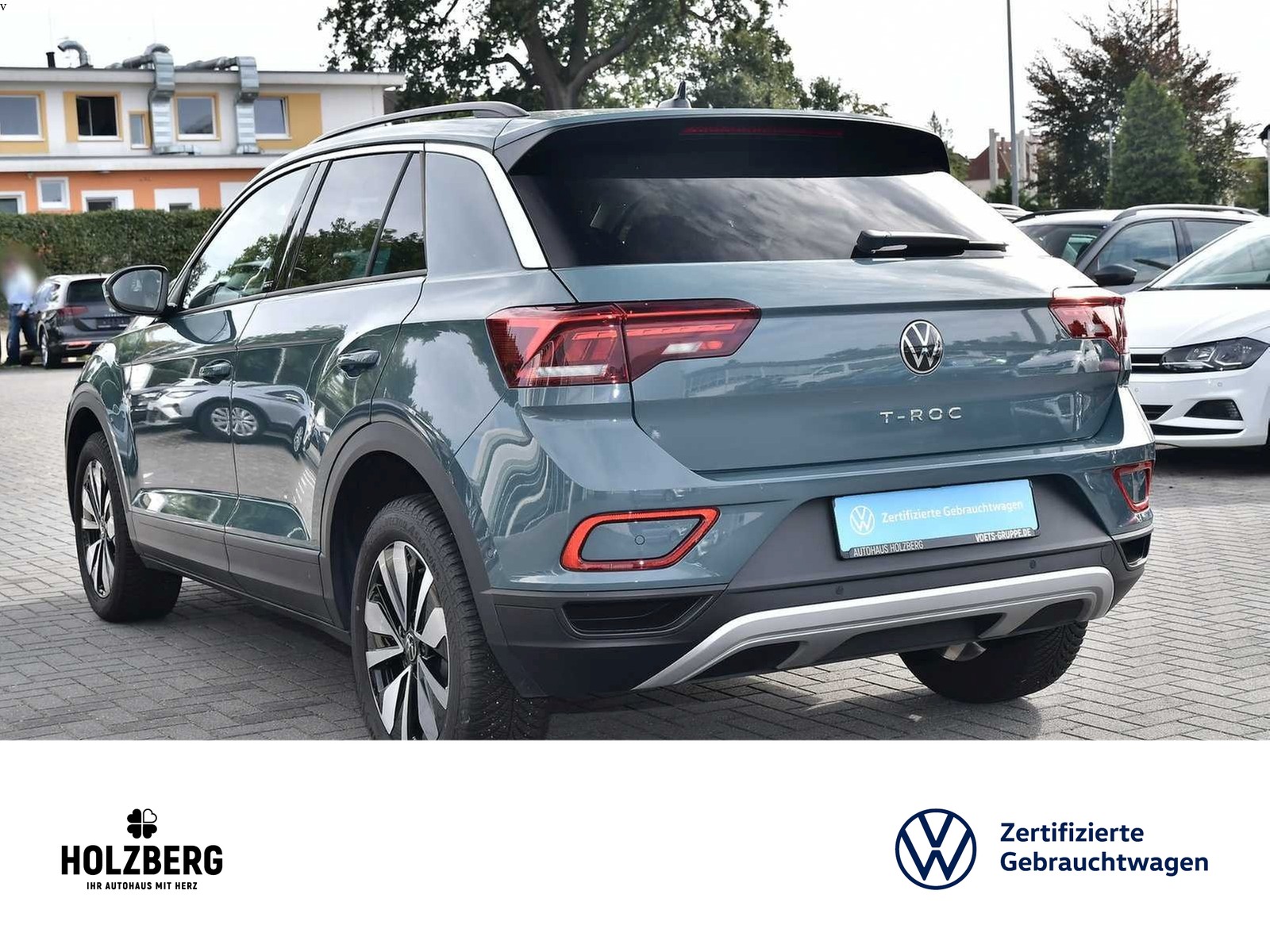 Fahrzeugabbildung Volkswagen T-Roc 1.5 TSI Move NAVI+LED+ACC+SHZ+PDC