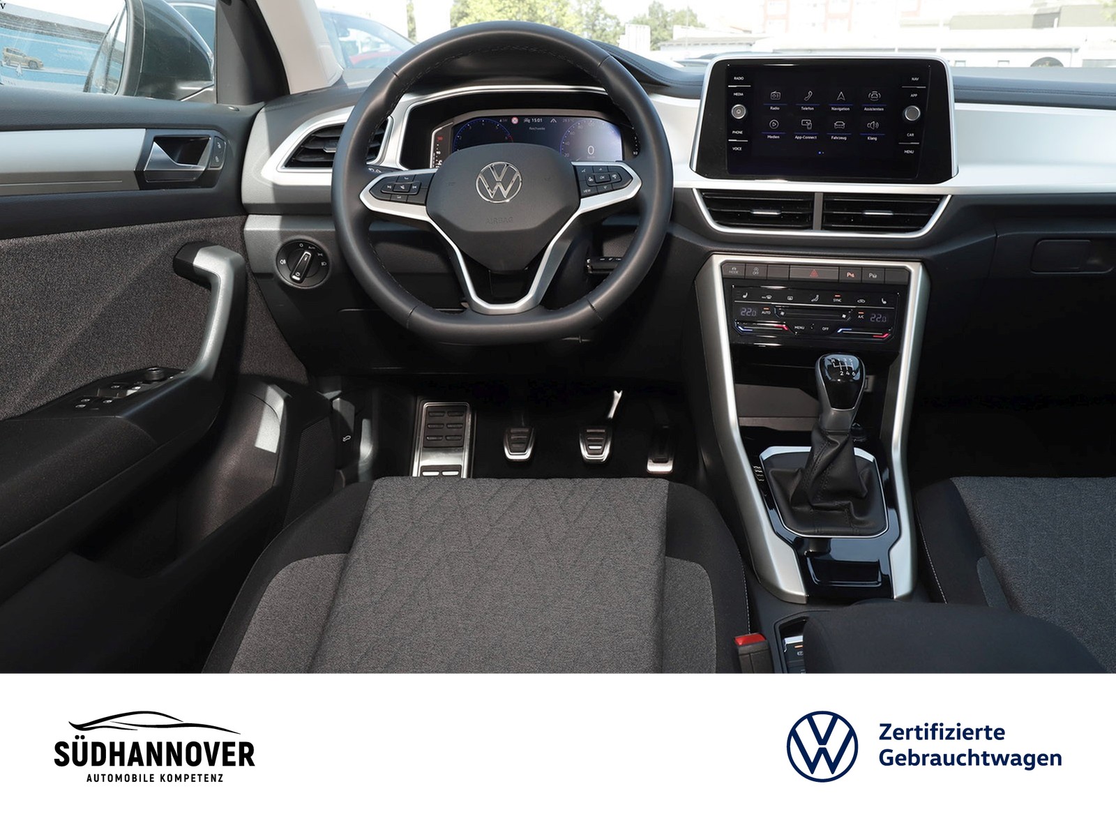 Fahrzeugabbildung Volkswagen T-Roc Move 1.0 TSI NAVI+LED+SHZ+PDC