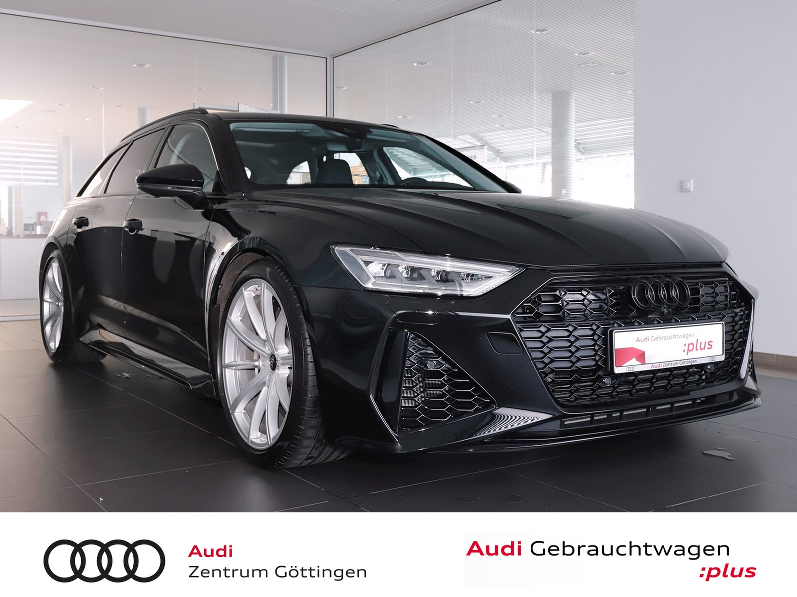 Fahrzeugabbildung Audi RS 6 Avant 4.0 TFSI quattro tiptronic +PANO