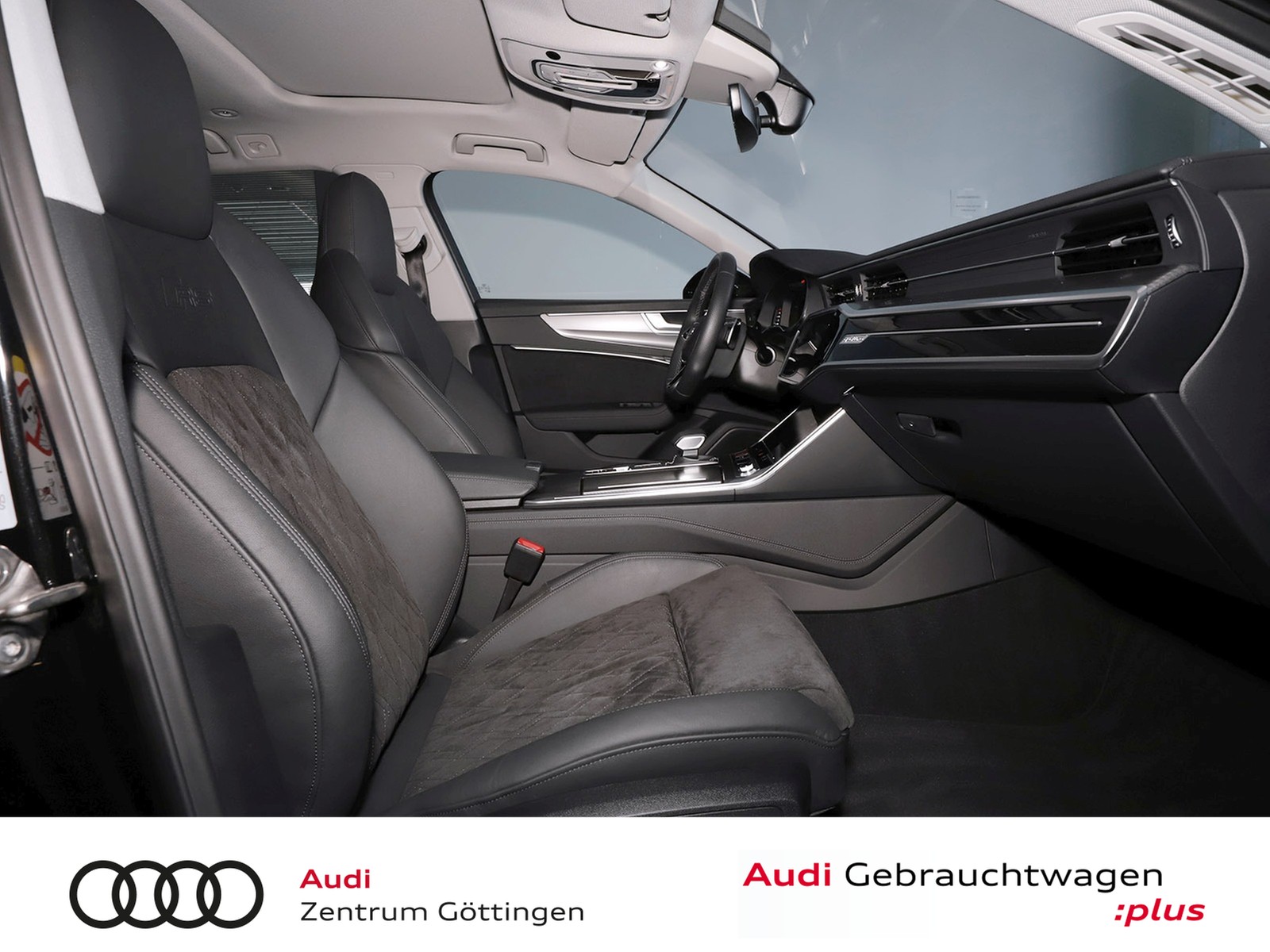 Fahrzeugabbildung Audi RS 6 Avant 4.0 TFSI quattro tiptronic +PANO