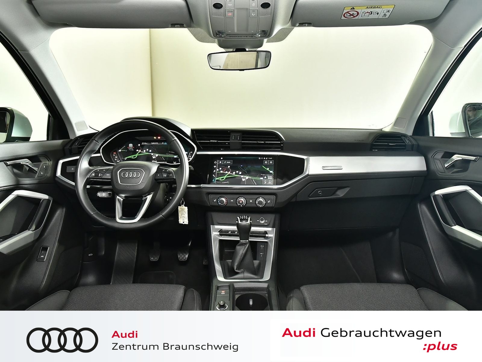 Fahrzeugabbildung Audi Q3 35 TFSI NAVI+RearView