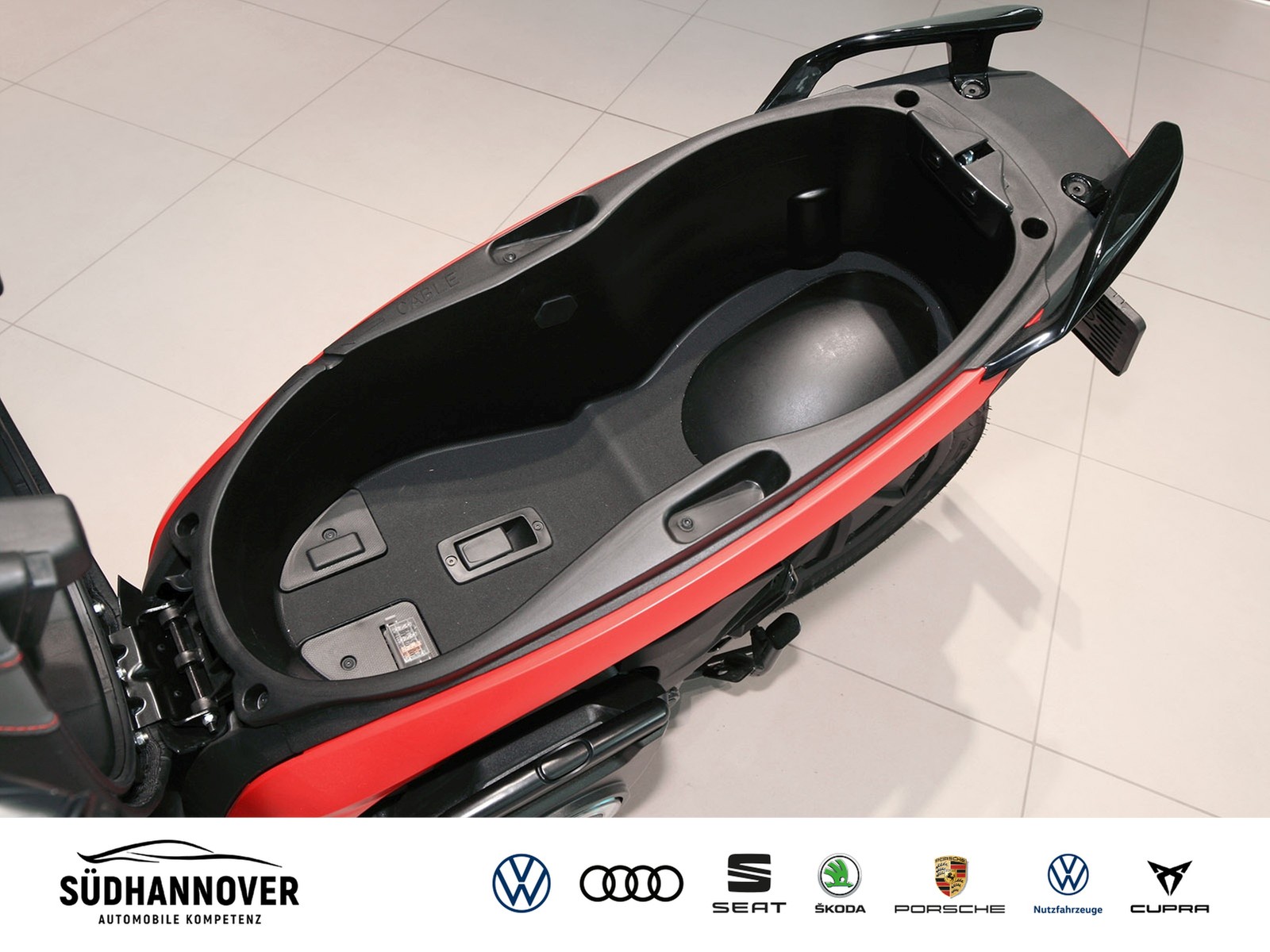 Fahrzeugabbildung SEAT MO 125 inkl. neuer Batterie Daring Red