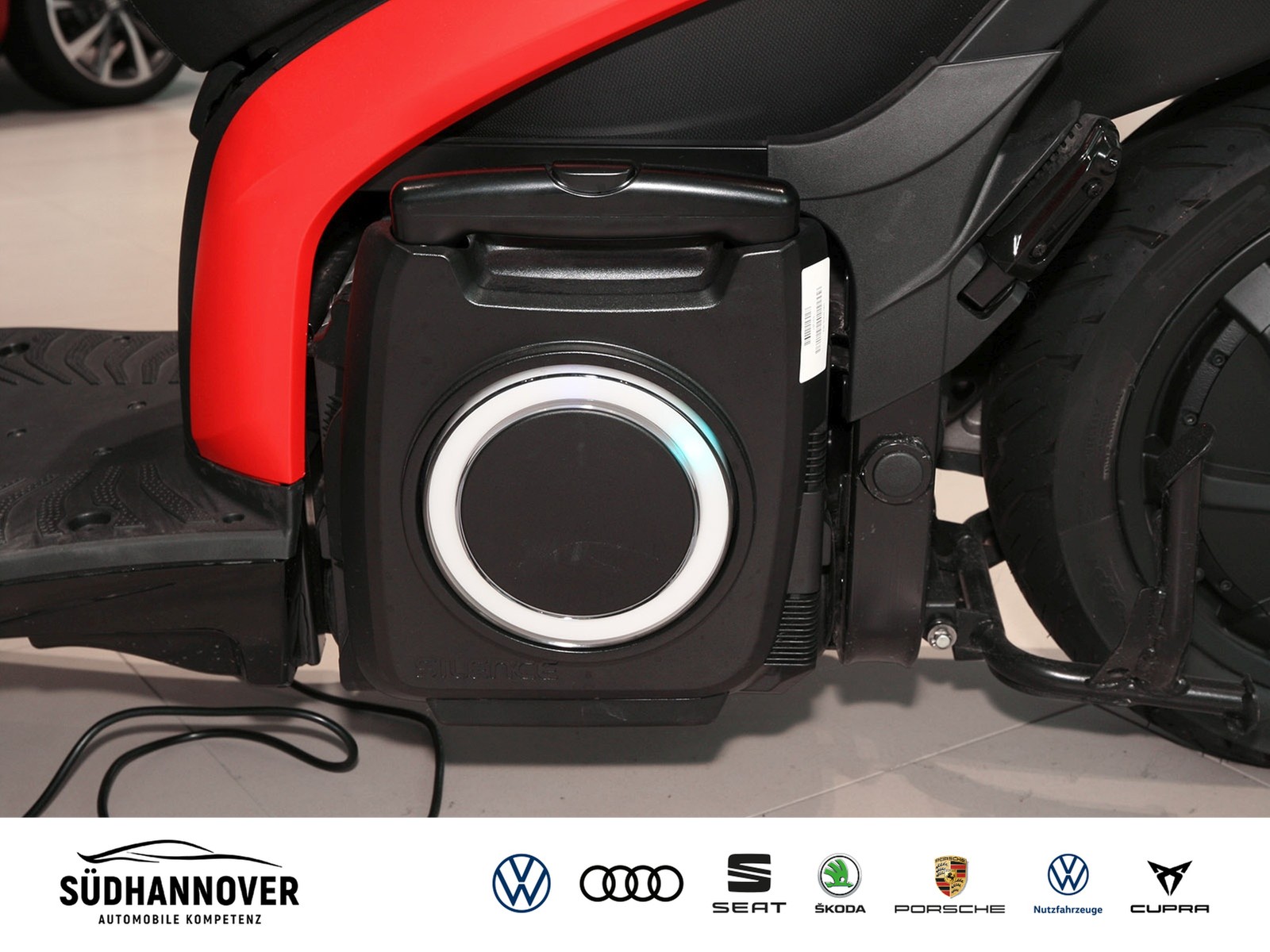 Fahrzeugabbildung SEAT MO 125 inkl. neuer Batterie Daring Red