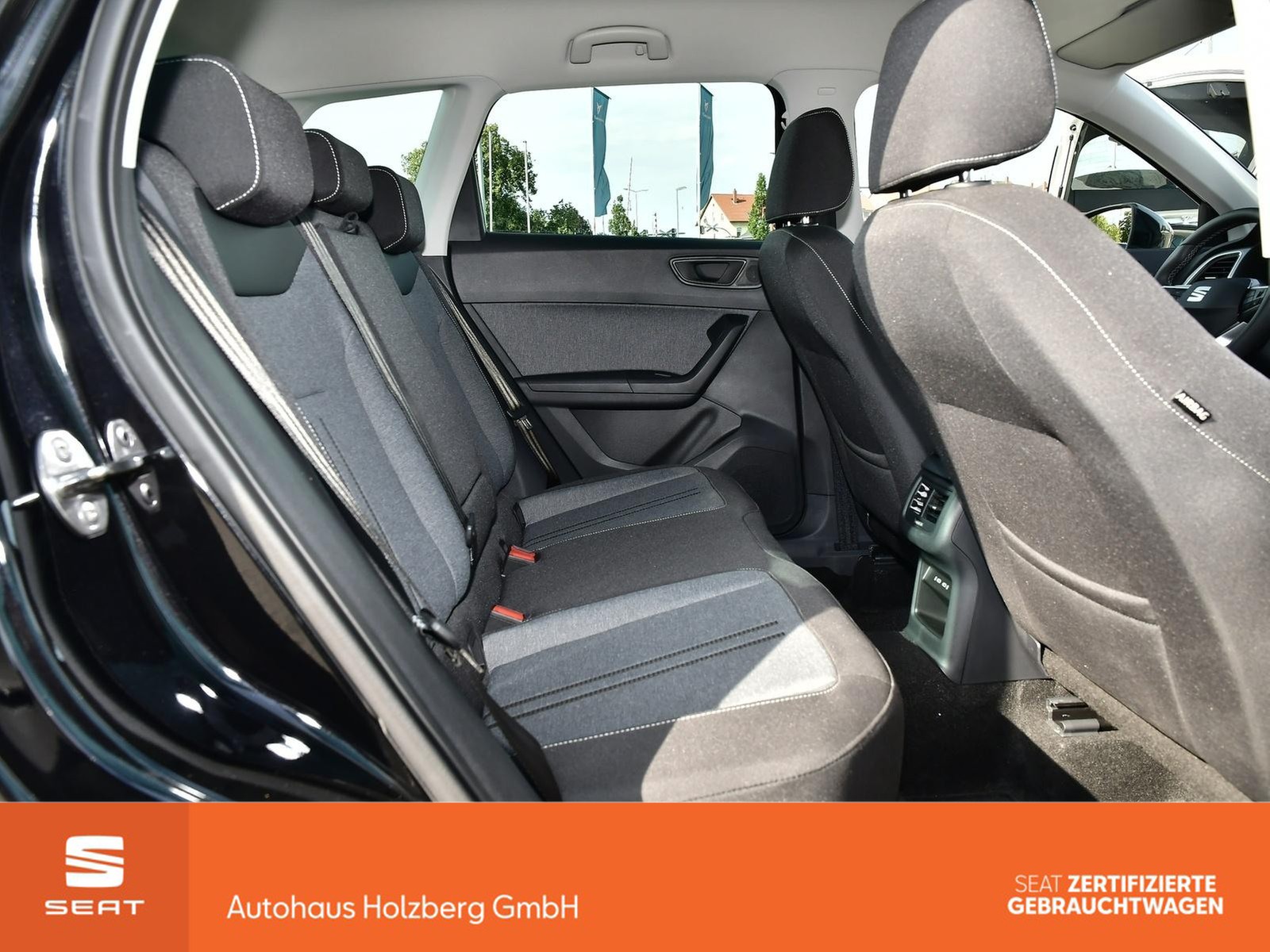 Fahrzeugabbildung SEAT Ateca 2.0 TDI DSG Style AHK+RFK+LED+FULL LINK