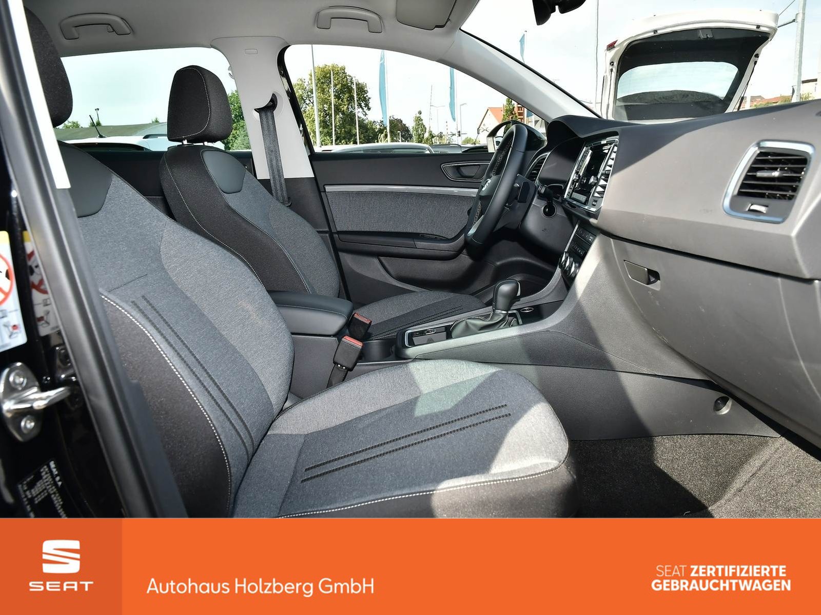 Fahrzeugabbildung SEAT Ateca 2.0 TDI DSG Style AHK+RFK+LED+FULL LINK