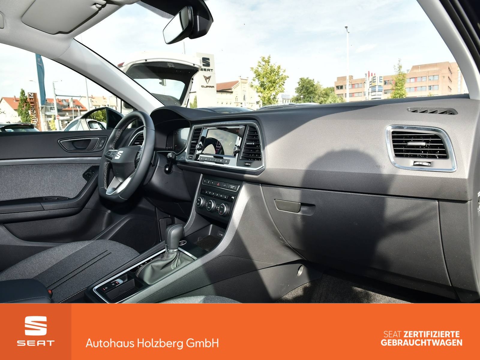 Fahrzeugabbildung SEAT Ateca 2.0 TDI DSG Style AHK+RFK+LED+FULL LINK