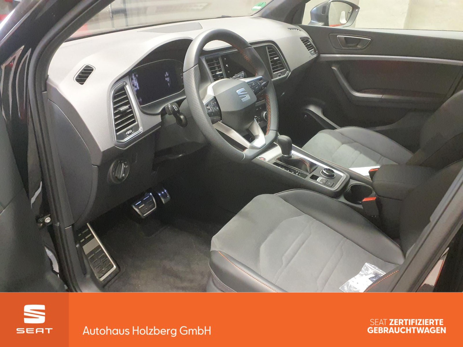 Fahrzeugabbildung SEAT Ateca 2,0 TDI DSG FR NAVI+AHK+RFK+ACC+LED