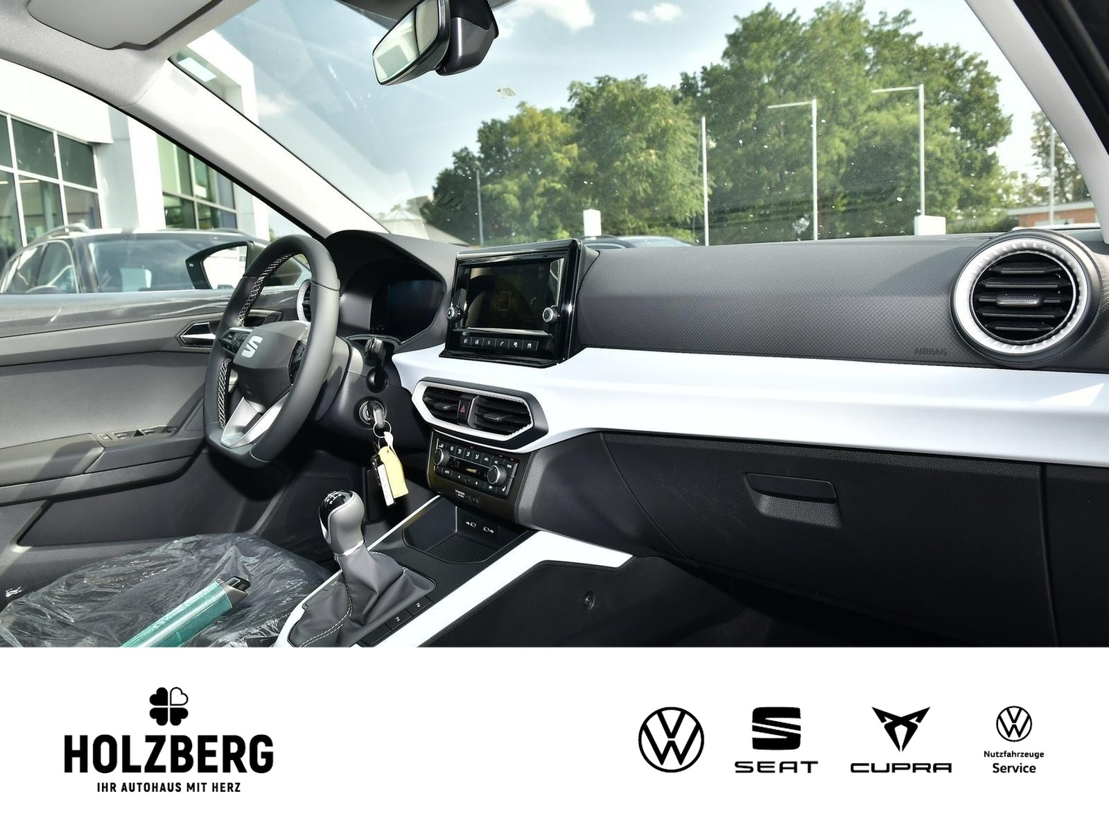 Fahrzeugabbildung SEAT Arona 1.0 TSI Style Edition CARPLAY+SHZ+LED