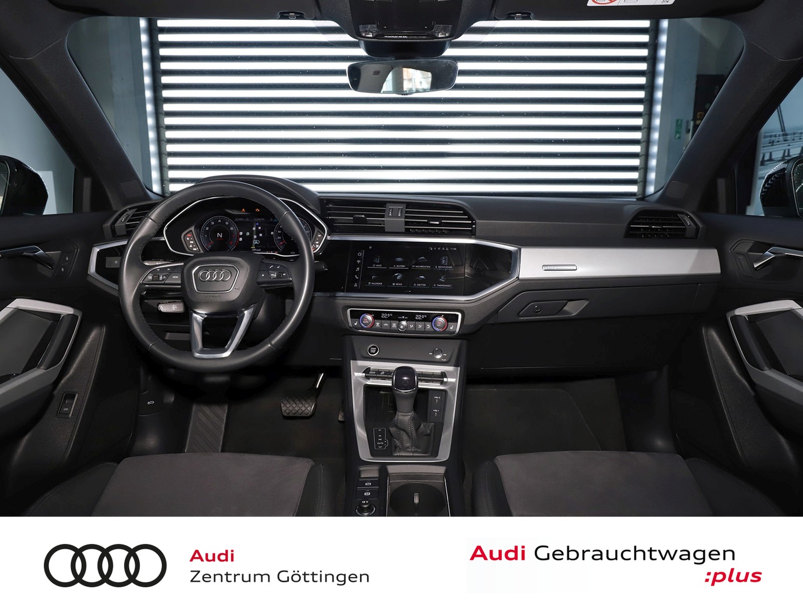 Fahrzeugabbildung Audi Q3 S line 35 TFSI S tronic +AHK+SOUND+NAVI